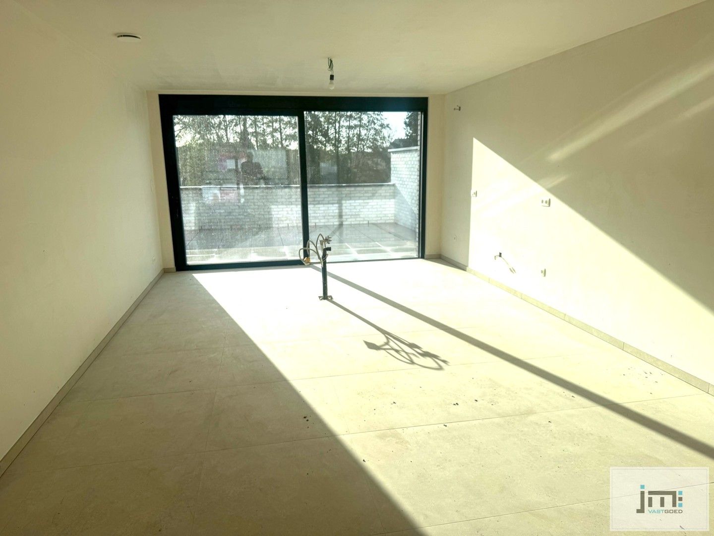 Ruim appartement met 3 slaapkamers foto 2