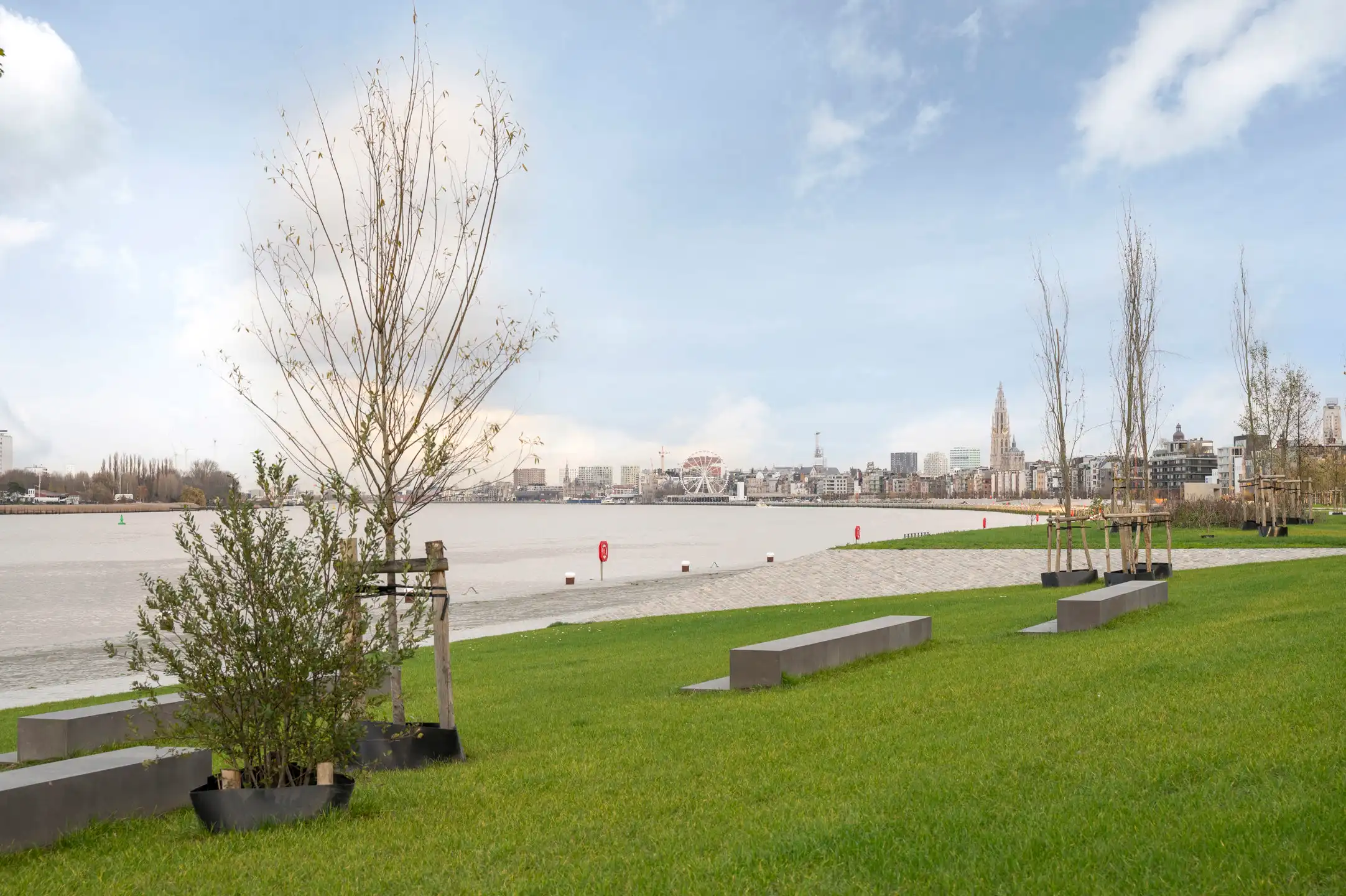 ANTWERPEN ZUID - Recent appartement met royaal terras foto 14