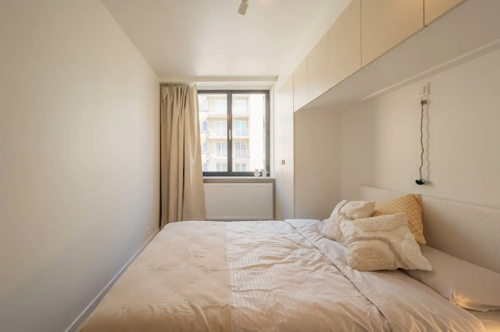 Zonnig, gerenoveerd appartement vlak bij zee met terras foto 12