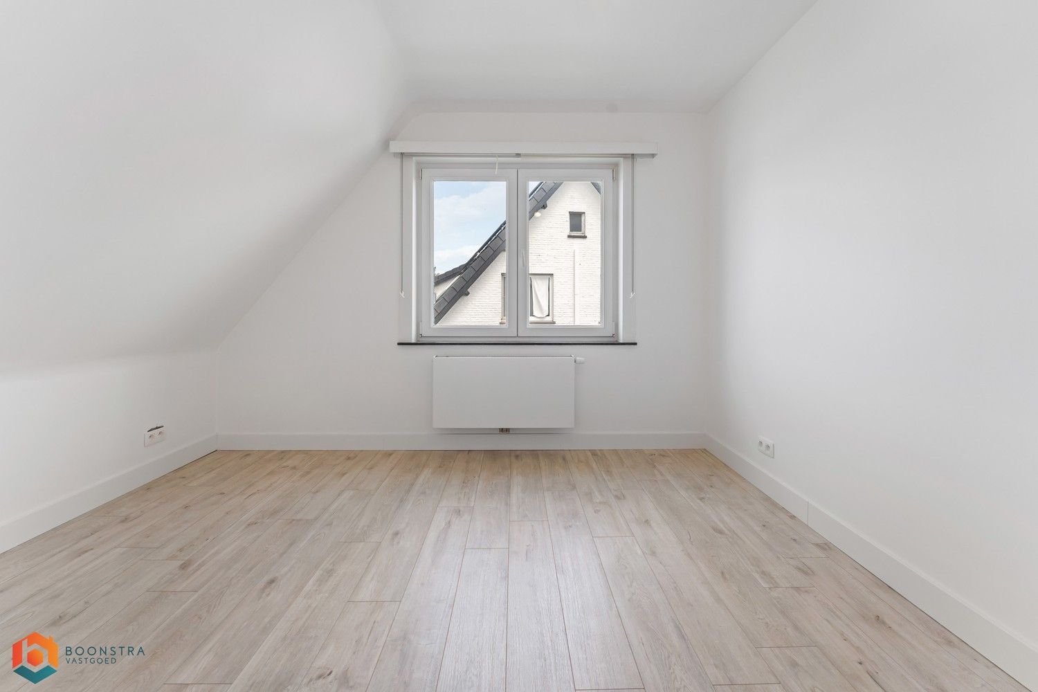 Woning met 4 slpkrs en tuin foto 9