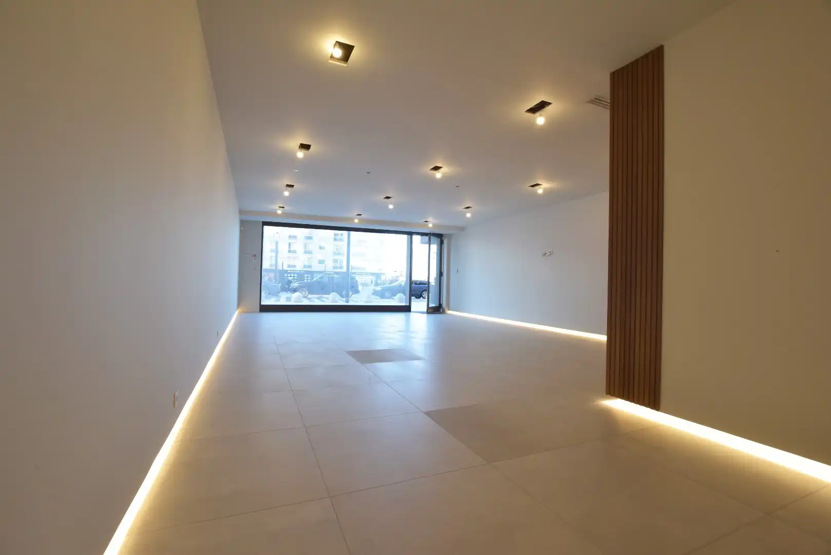 One Carlton - handelspand foto 3