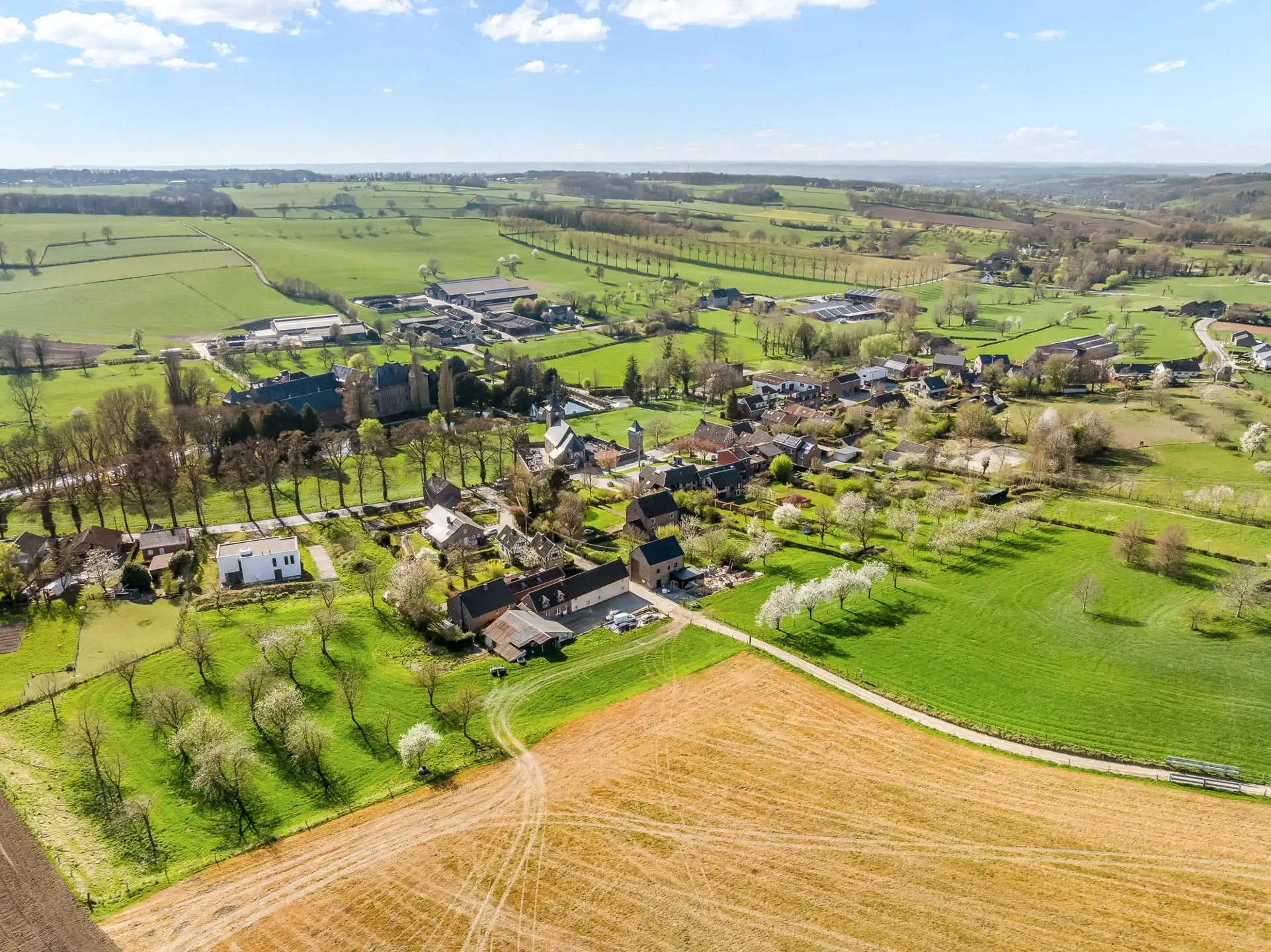 Instapklare woning in de prachtige Voerstreek foto 39
