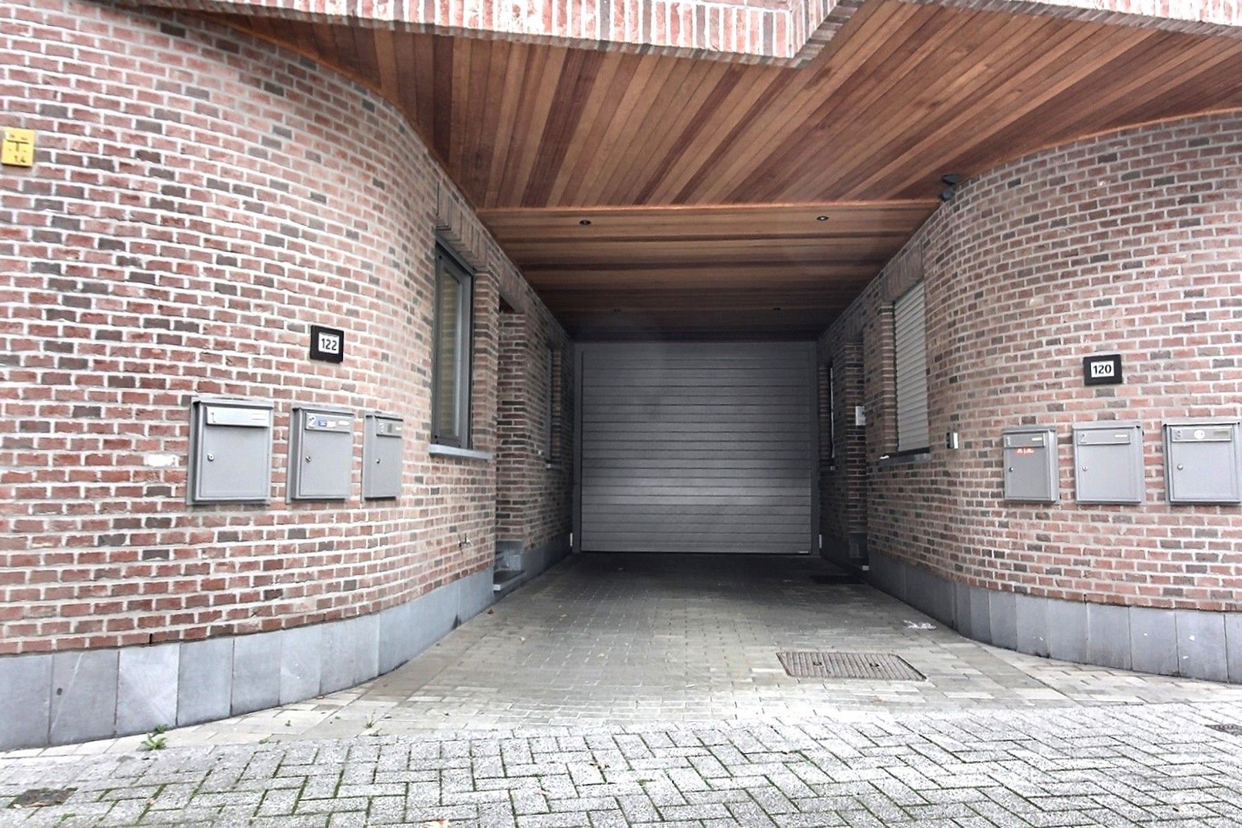 Garage te koop foto 6