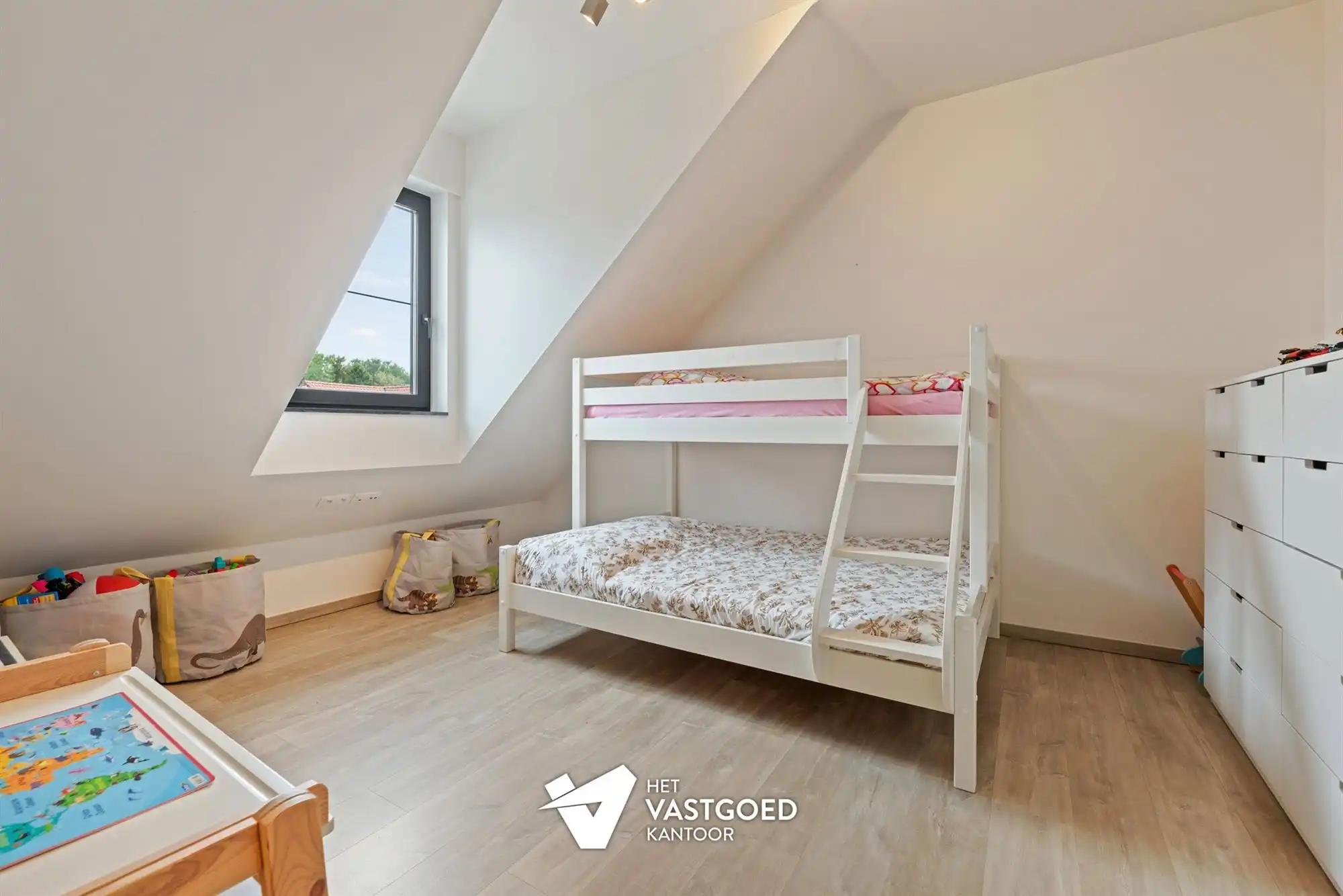 PRACHTIGE, RUIME PENTHOUSE MET 3 KAMERS IN CENTRUM foto 14