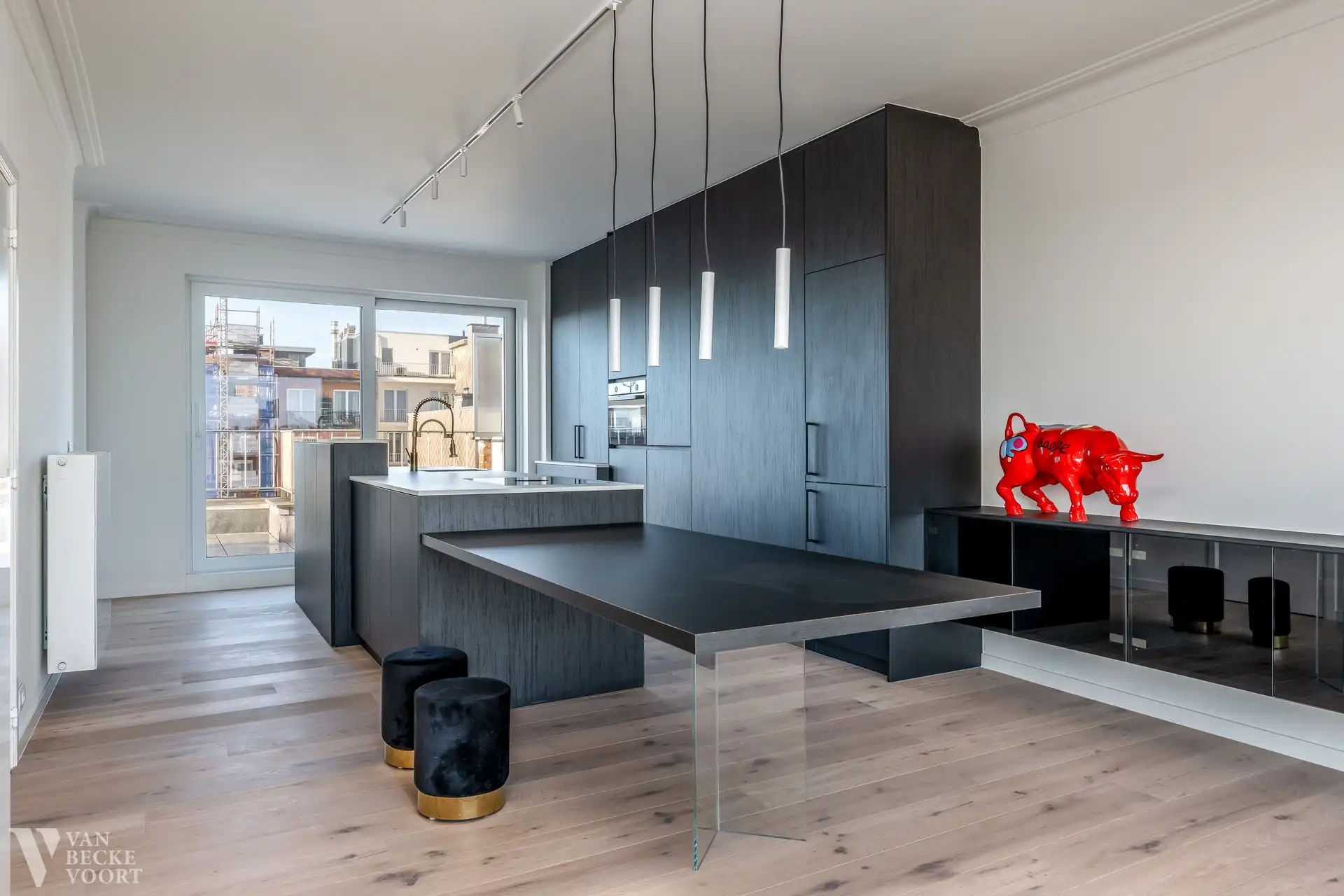 Standingvol gerenoveerde penthouse met (zee-)zicht foto 4