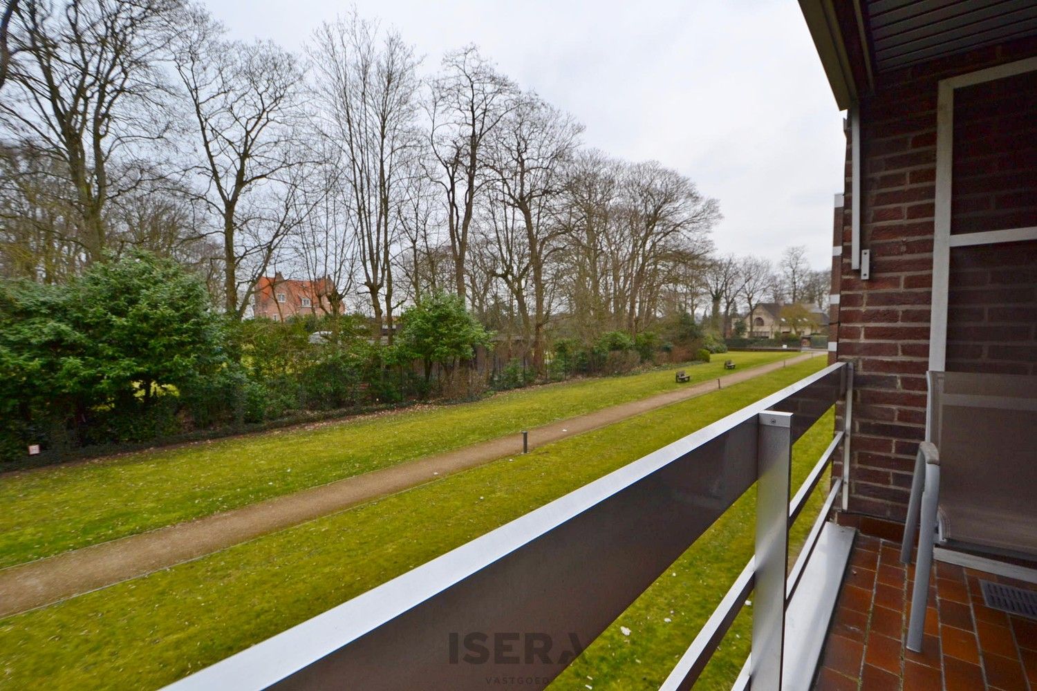 Verhuurde serviceflat met mooi rendement! foto 4