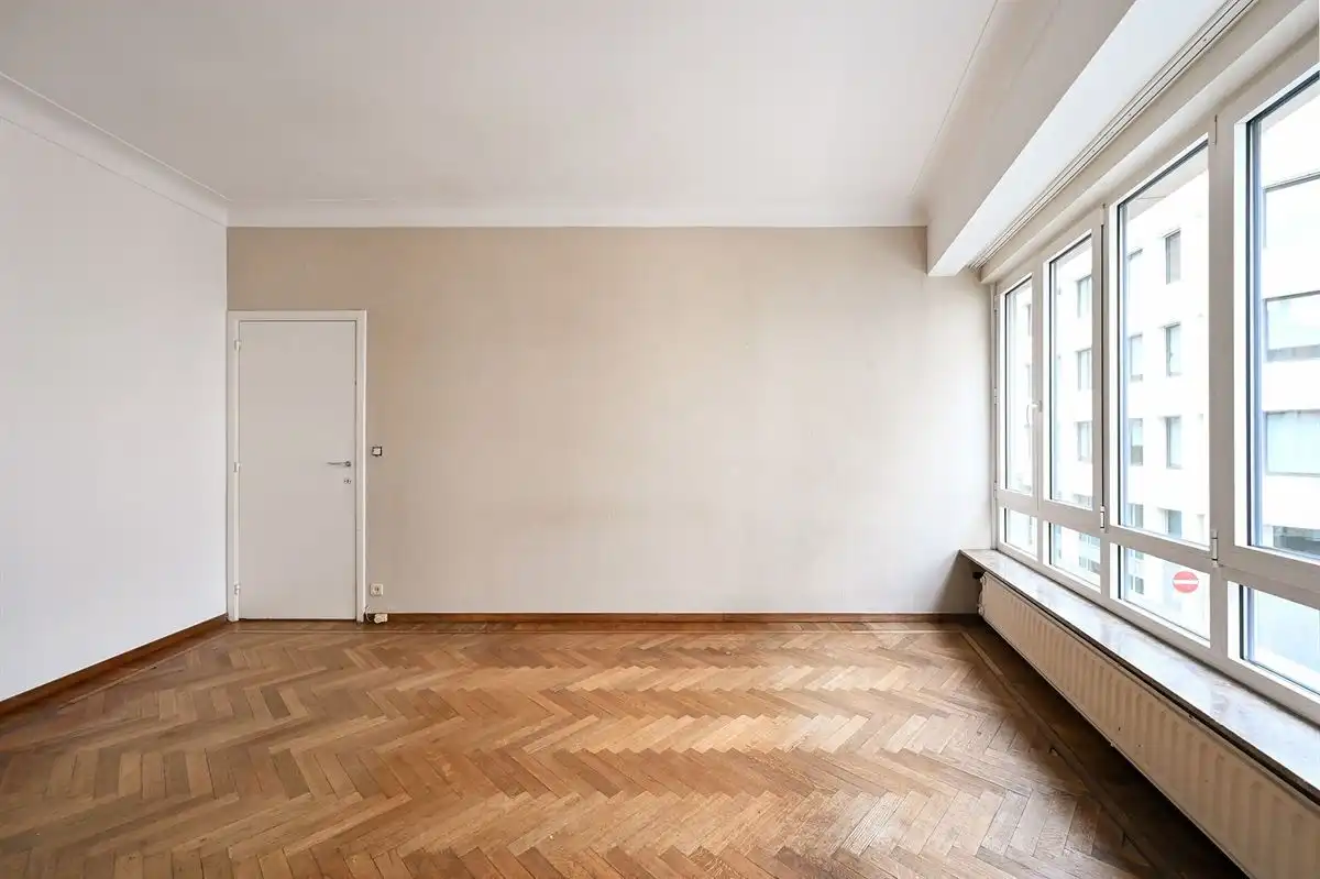 Op te frissen 2-slaapkamerappartement aan de Wilde Zee foto 19