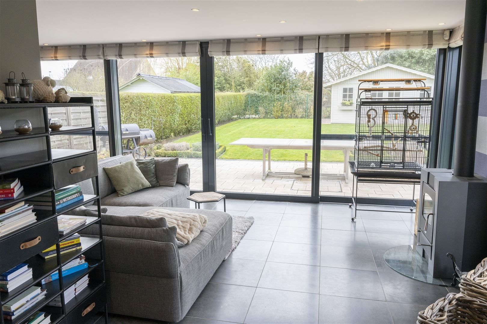 Kwalitatief afgewerkte woning met zonnige tuin, 3 slaapkamers en bureau. foto 5