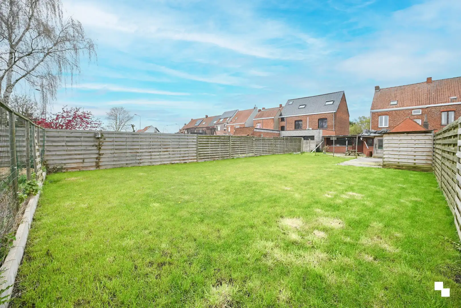 Karaktervolle woning met ruime tuin en dubbele garage te Ingelmunster foto 21