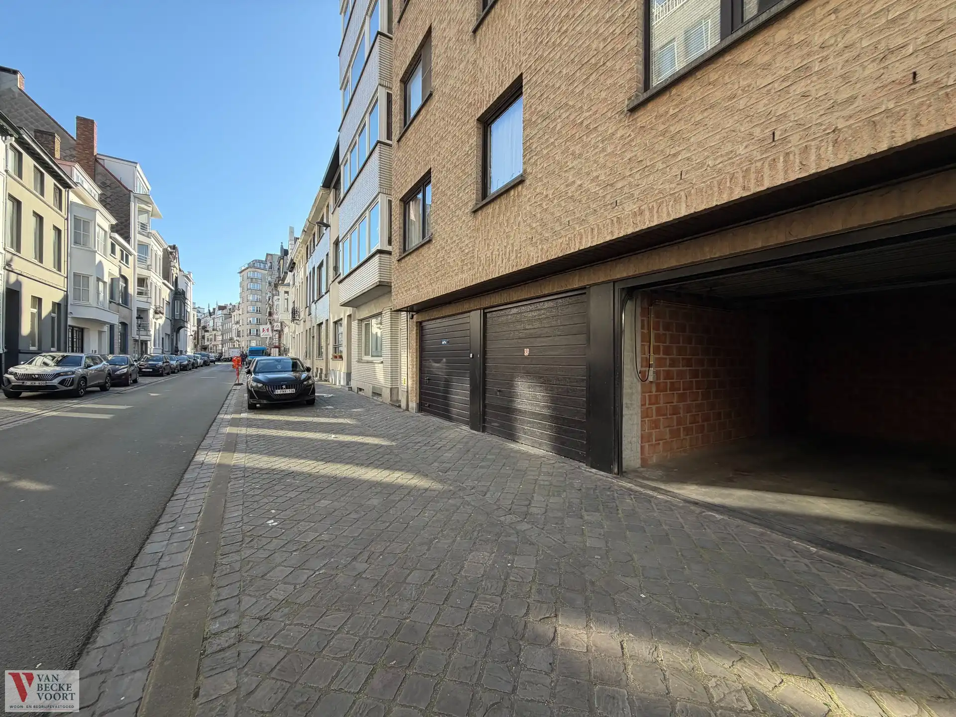 Garagebox 32m² op centrale legging foto 7