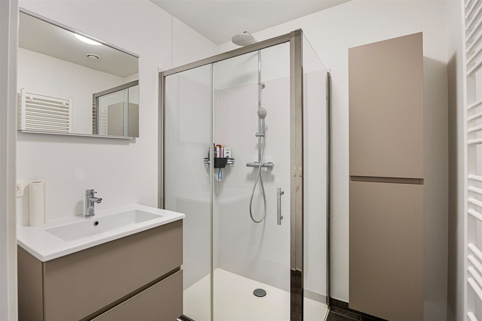 TE KOOP: Prachtig appartement met 2 slaapkamers! foto 9