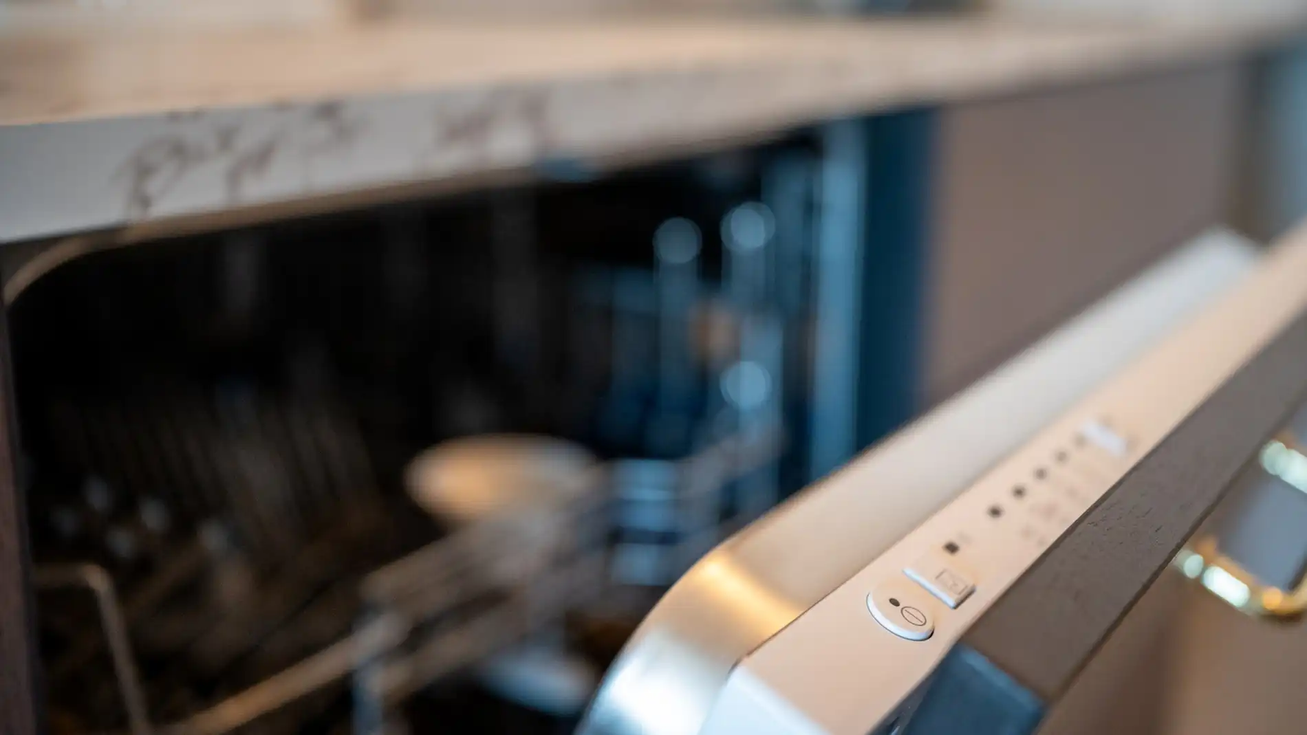 Prachtig gerenoveerd appartement op de zeedijk foto 13