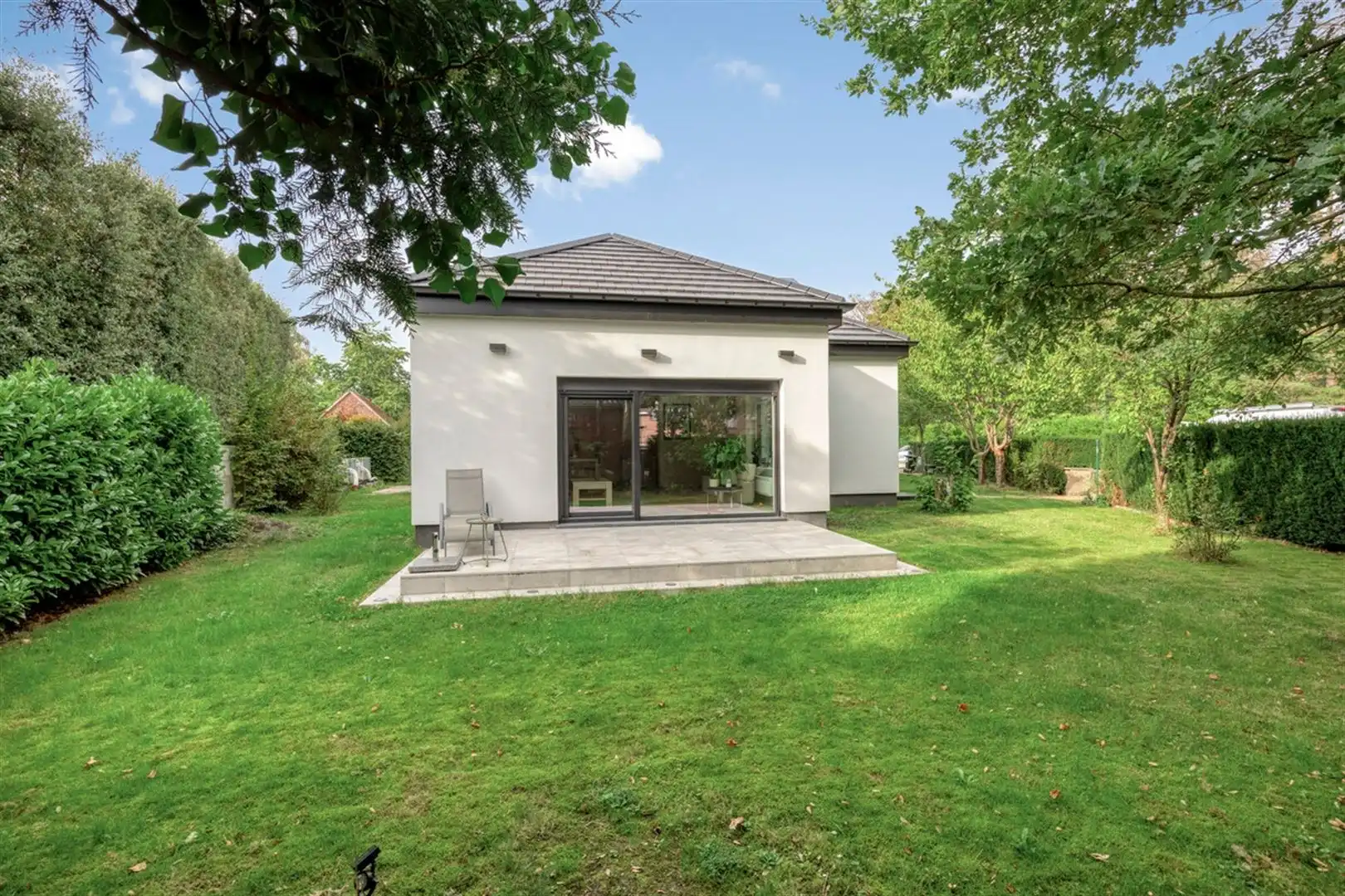 Gerenoveerde, energiezuinige villa met 6 slaapkamers. foto 27