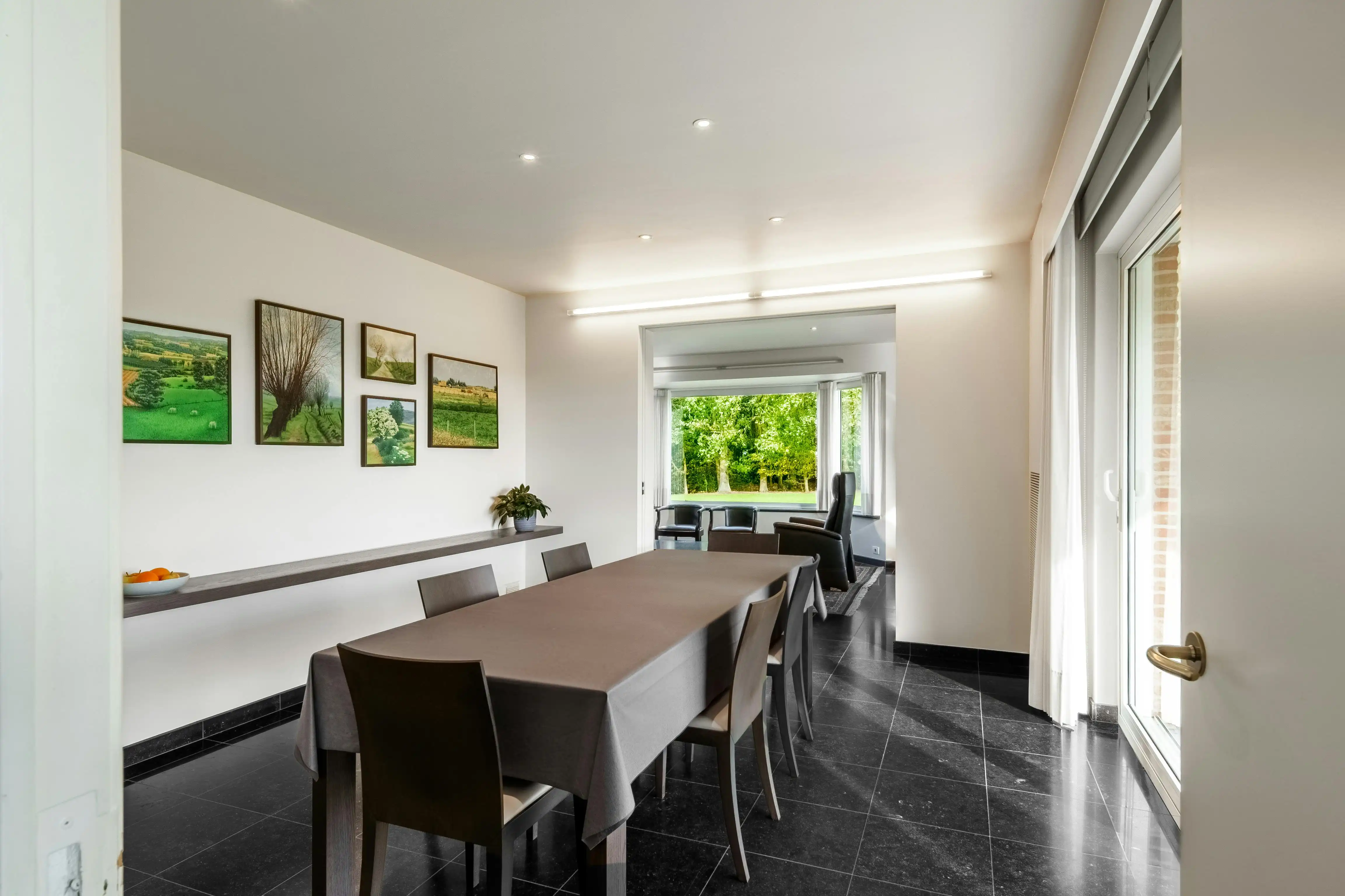 Unieke villa op 2,1 ha met 360°-uitzicht en eigen bos foto 13