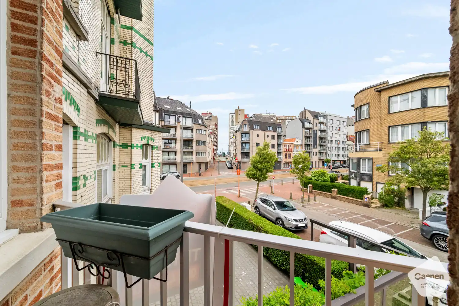 Te renoveren twee slaapkamer appartement op gunstige locatie foto 10