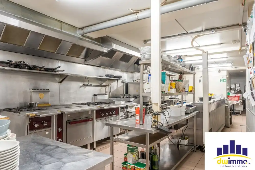Unieke overname: Hotel-Restaurant op toplocatie in het hart van Lokeren foto 16