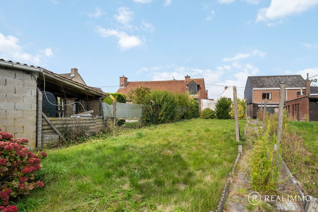 Landelijk gelegen renovatieproject te St-Denijs foto 12