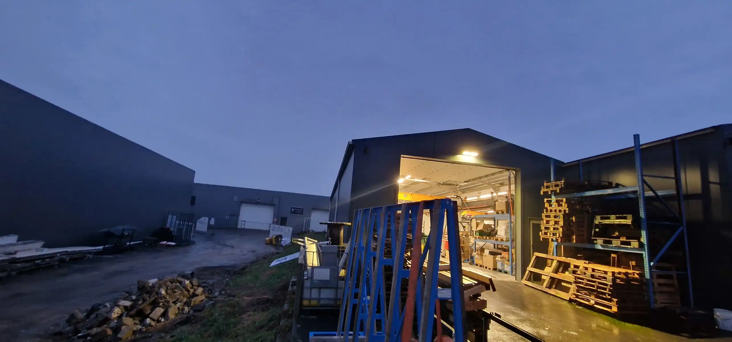 Nieuwbouw KMO unit met kantoor en sociale ruimte foto 30