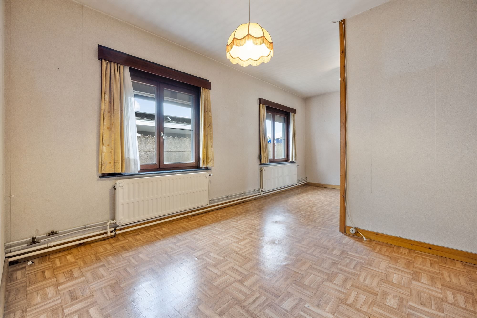 PERFECT ONDERHOUDEN GELIJKVLOERSE WONING OP IDEALE LIGGING foto 10