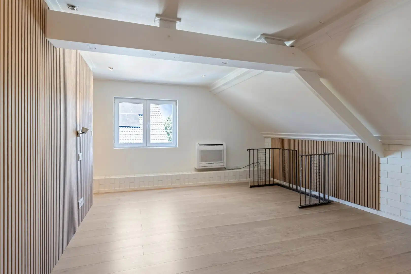 Woning met 5 slaapkamers, rustig gelegen in het centrum van OLV Olen ! foto 24