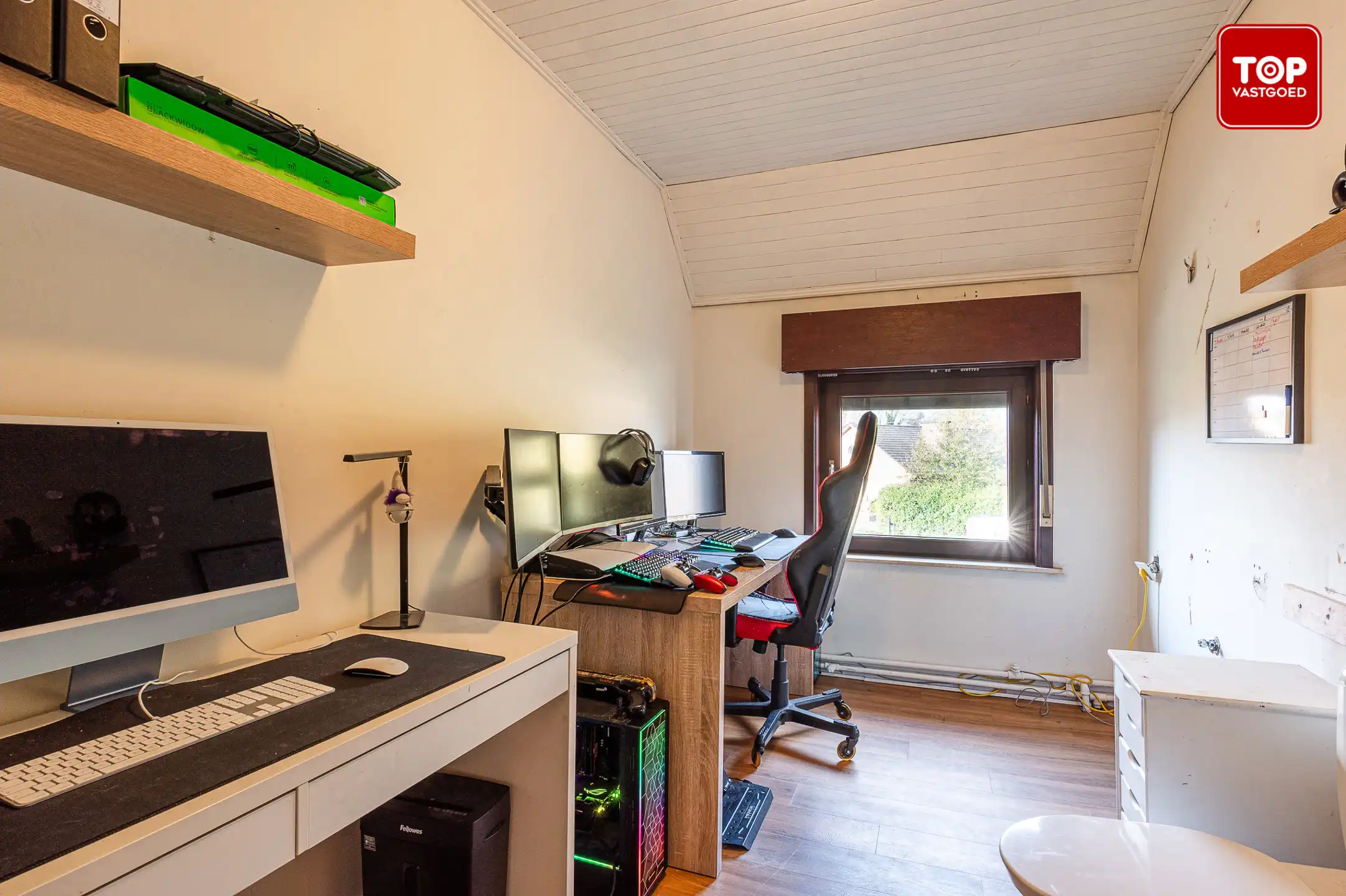 Statige alleenstaande woning met 4 slaapkamers op een perceel van 1591 m² foto 15