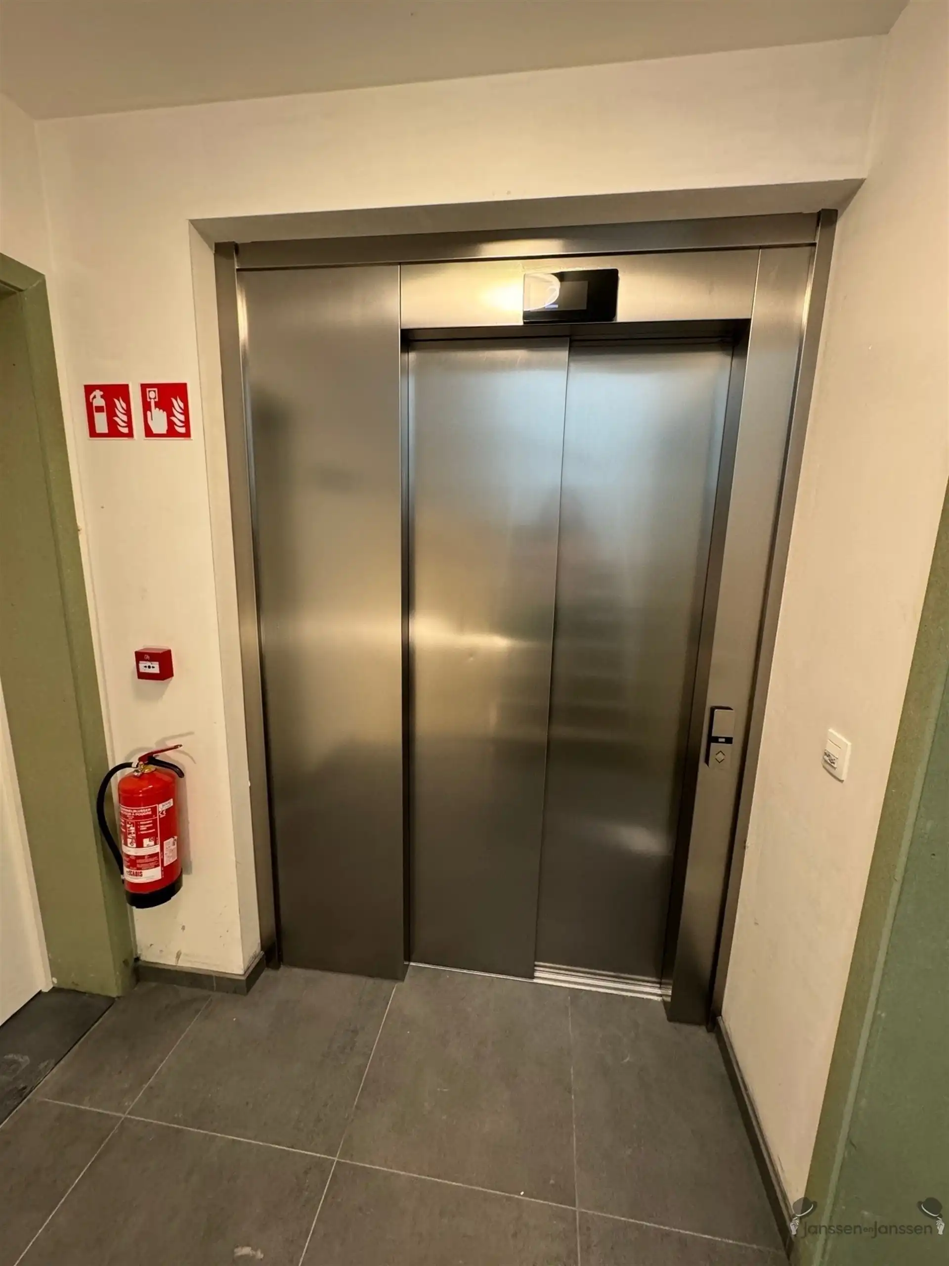 Luxe appartement, centraal gelegen met groot terras, 3 slaapkamers en EPC A foto 22