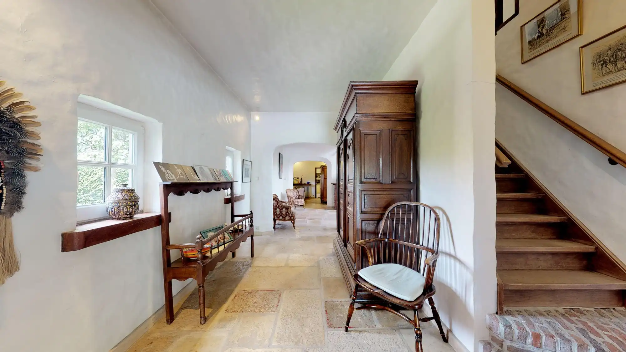 Ruim villa-landhuis met zwembad en poolhouse foto 19