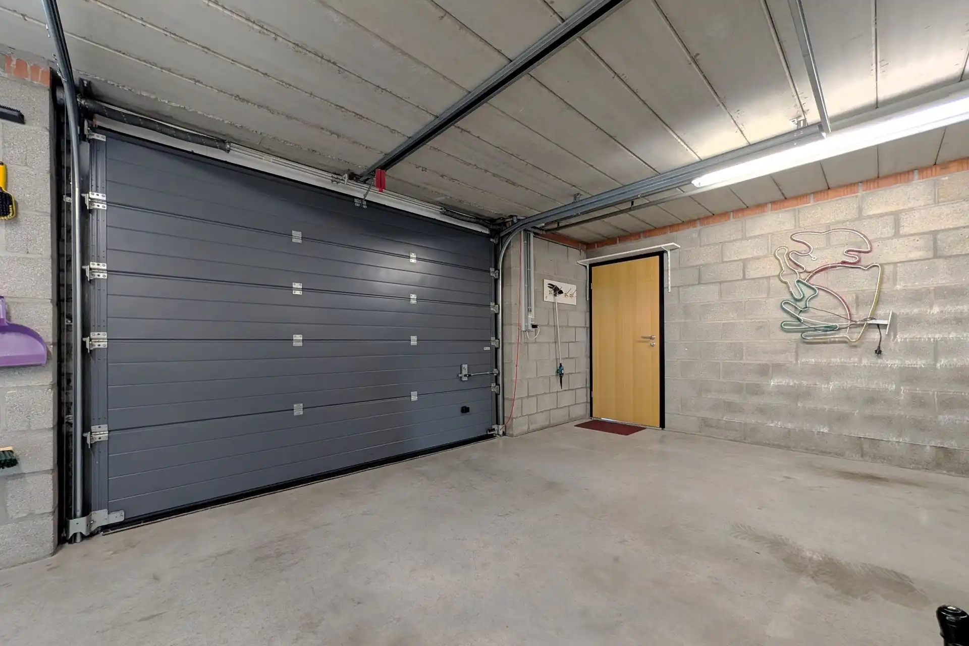 Grotestraat 332/2 – genieten van comfort, sauna, ruime inpandige garage, prachtig aangelegde tuin en een uniek uitzicht over de Maas! foto 27