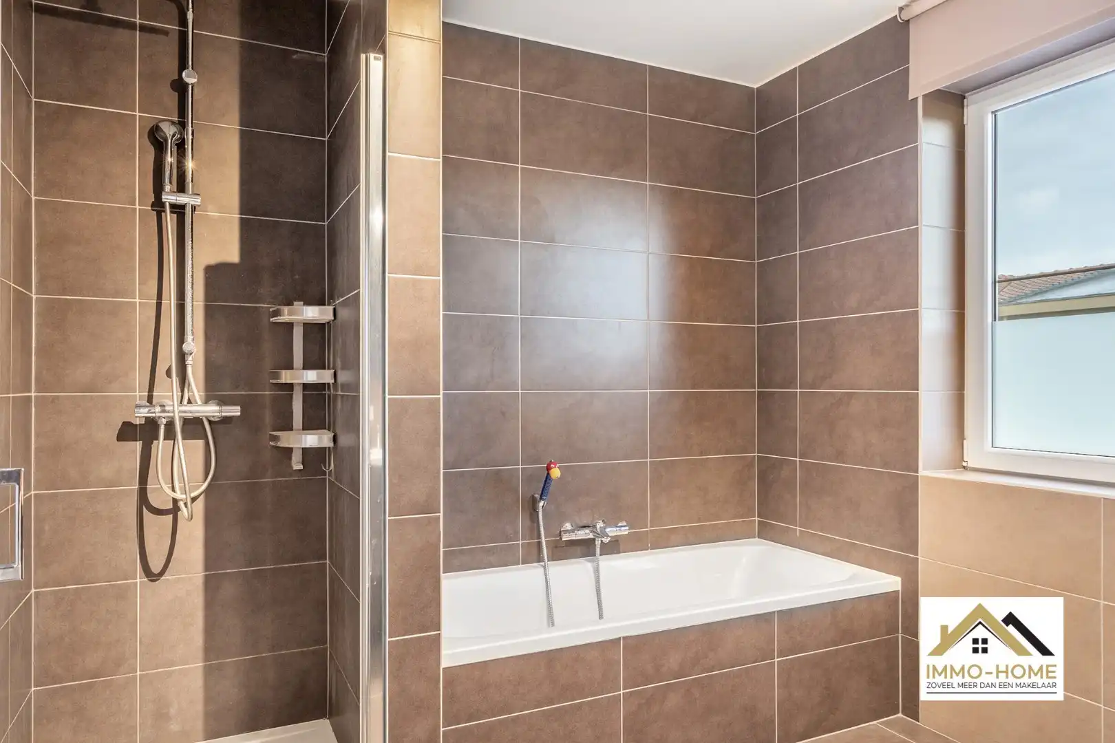 Recente knappe halfopen bebouwing op rustige ligging te Berlare foto 12