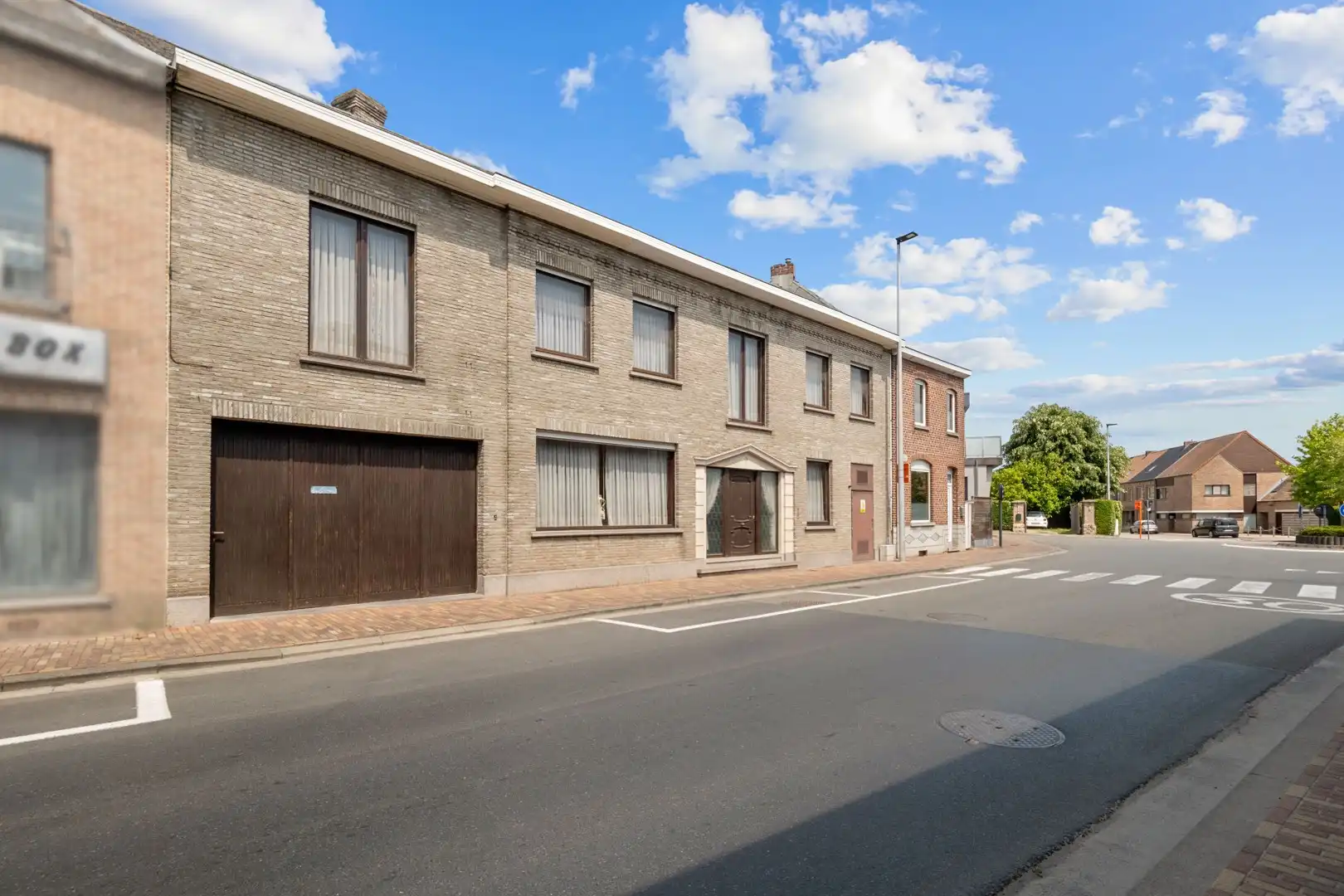 Riante burgerwoning met 5 slaapkamers en atelier te Nederbrakel foto 2