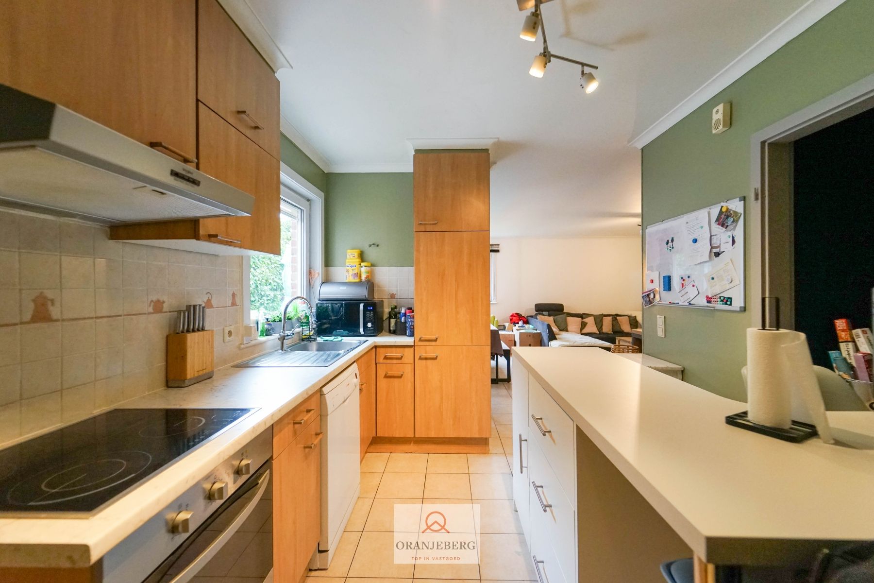 Charmante hoekwoning met tuin in het rustige groen te Deurle/Latem foto 11
