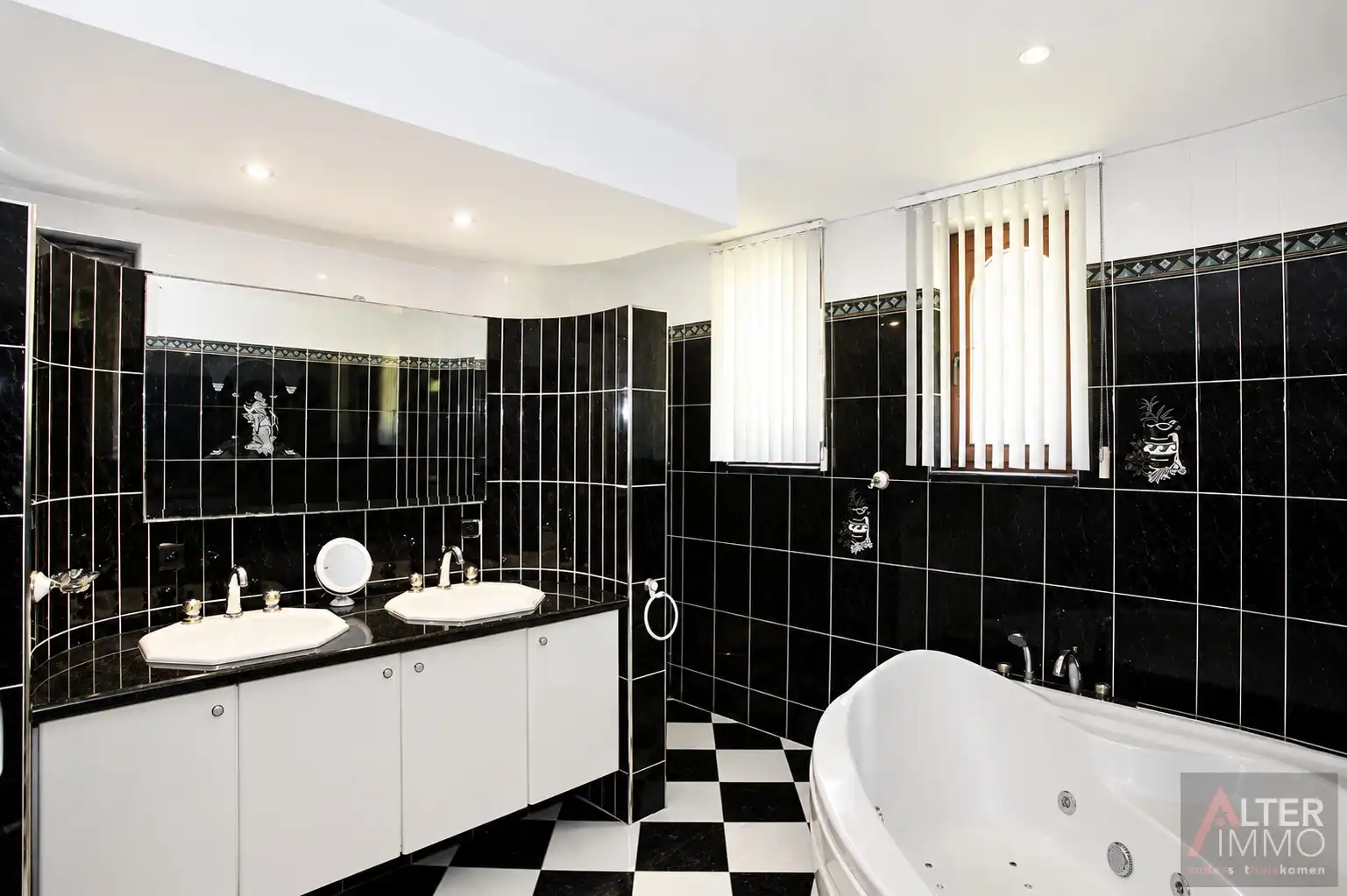 Exclusieve villa NBO 305 m² op 15a 32ca. foto 26