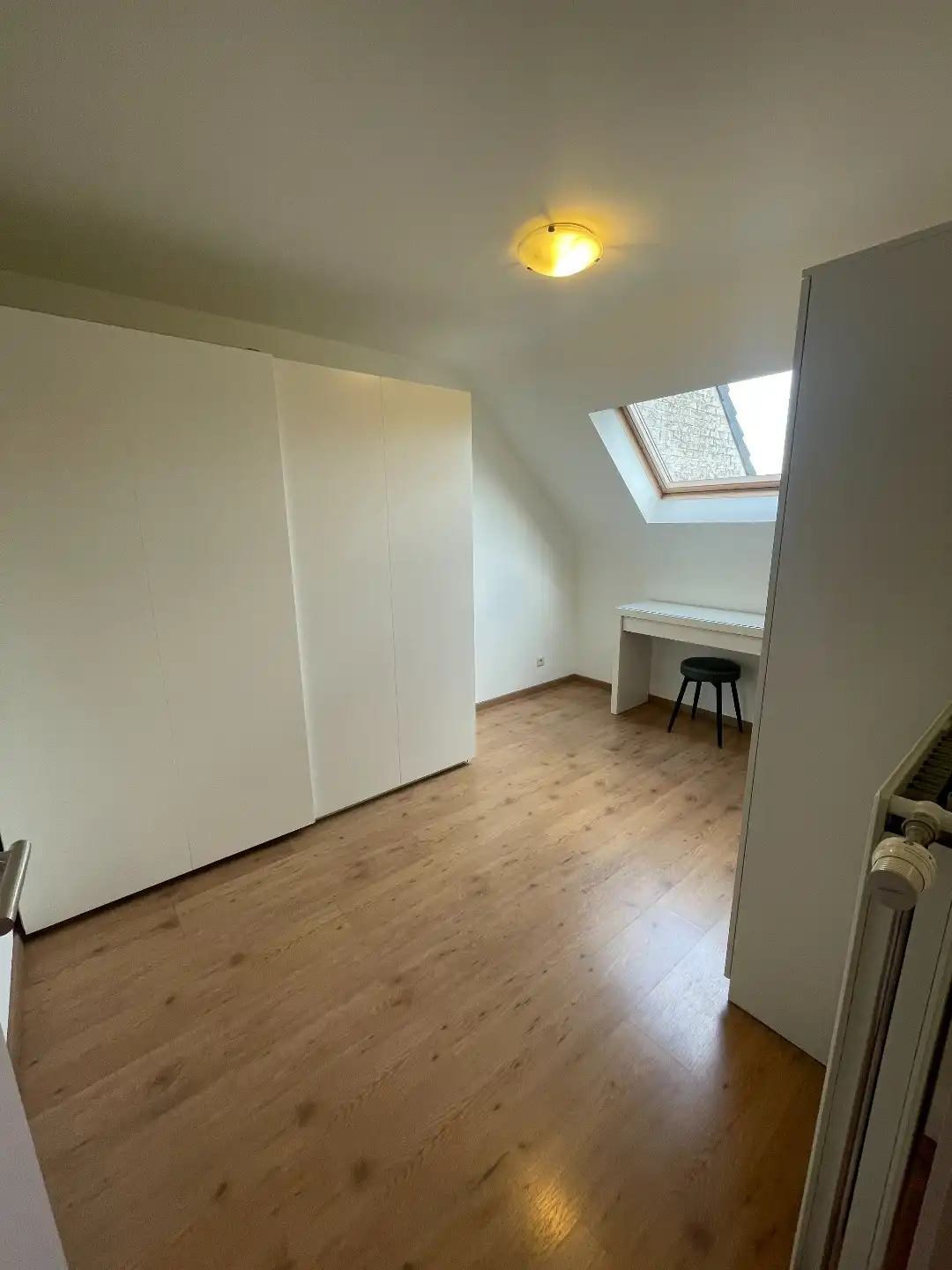 Verzorgde bel-etagewoning met 3 slpk, terras, patio  en garage nabij het centrum van As. foto 25