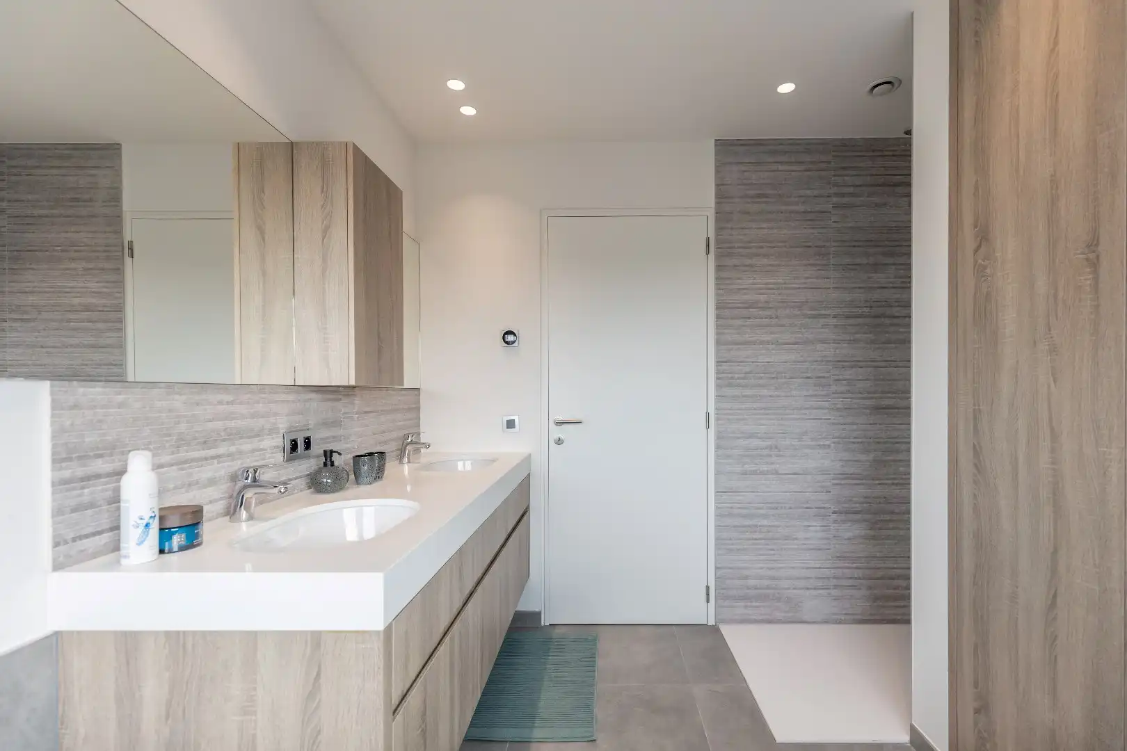 Appartement op de 10de verdieping van 137m² met twee slaapkamers foto 41