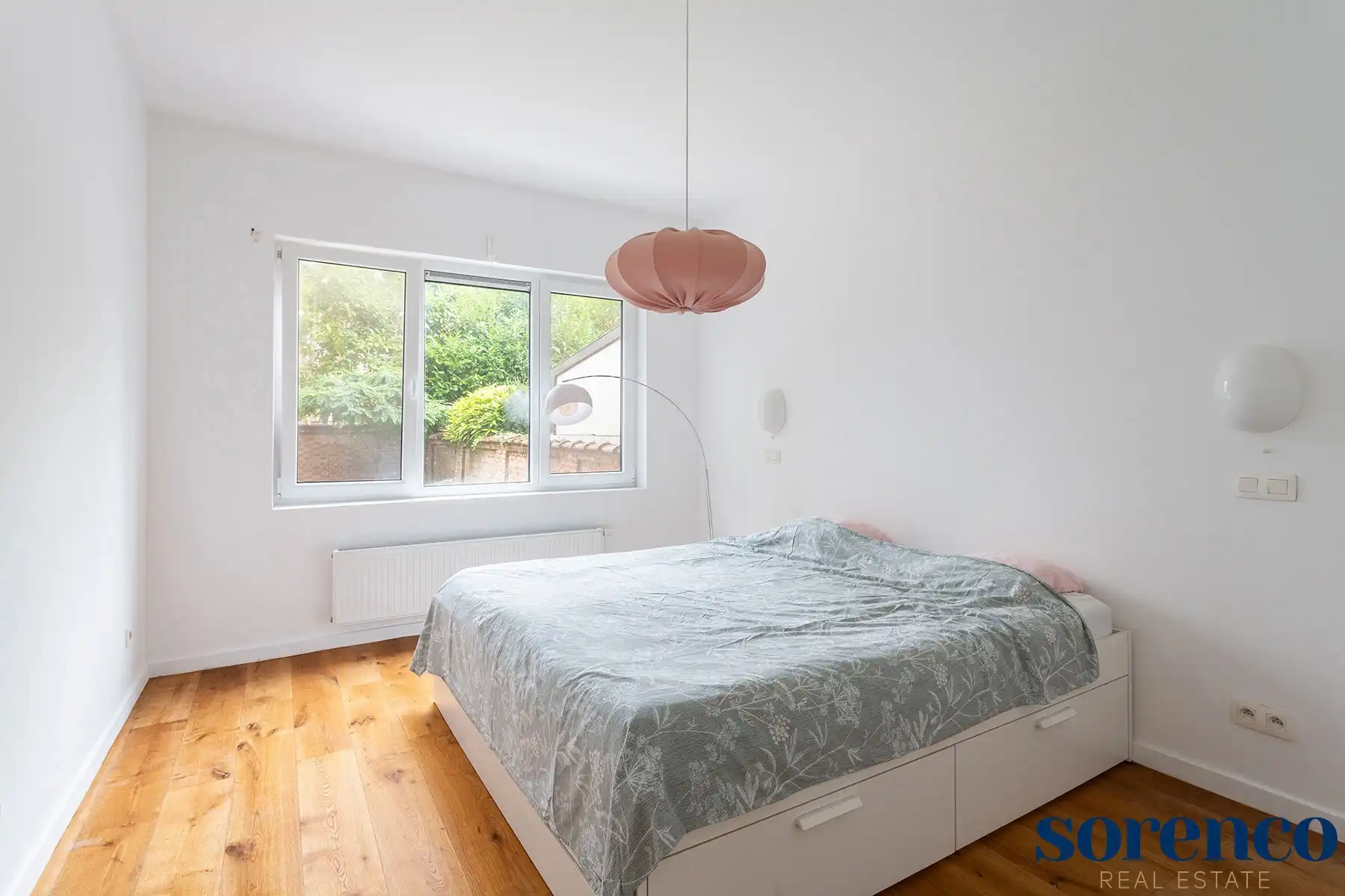 Wilrijk - Recent gerenov. 2 slpk gelijkvloers app. met tuin  foto 11