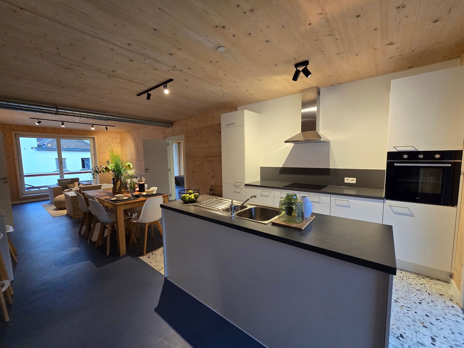 IDEAAL VOOR CO-HOUSING - nieuwe flat foto 4