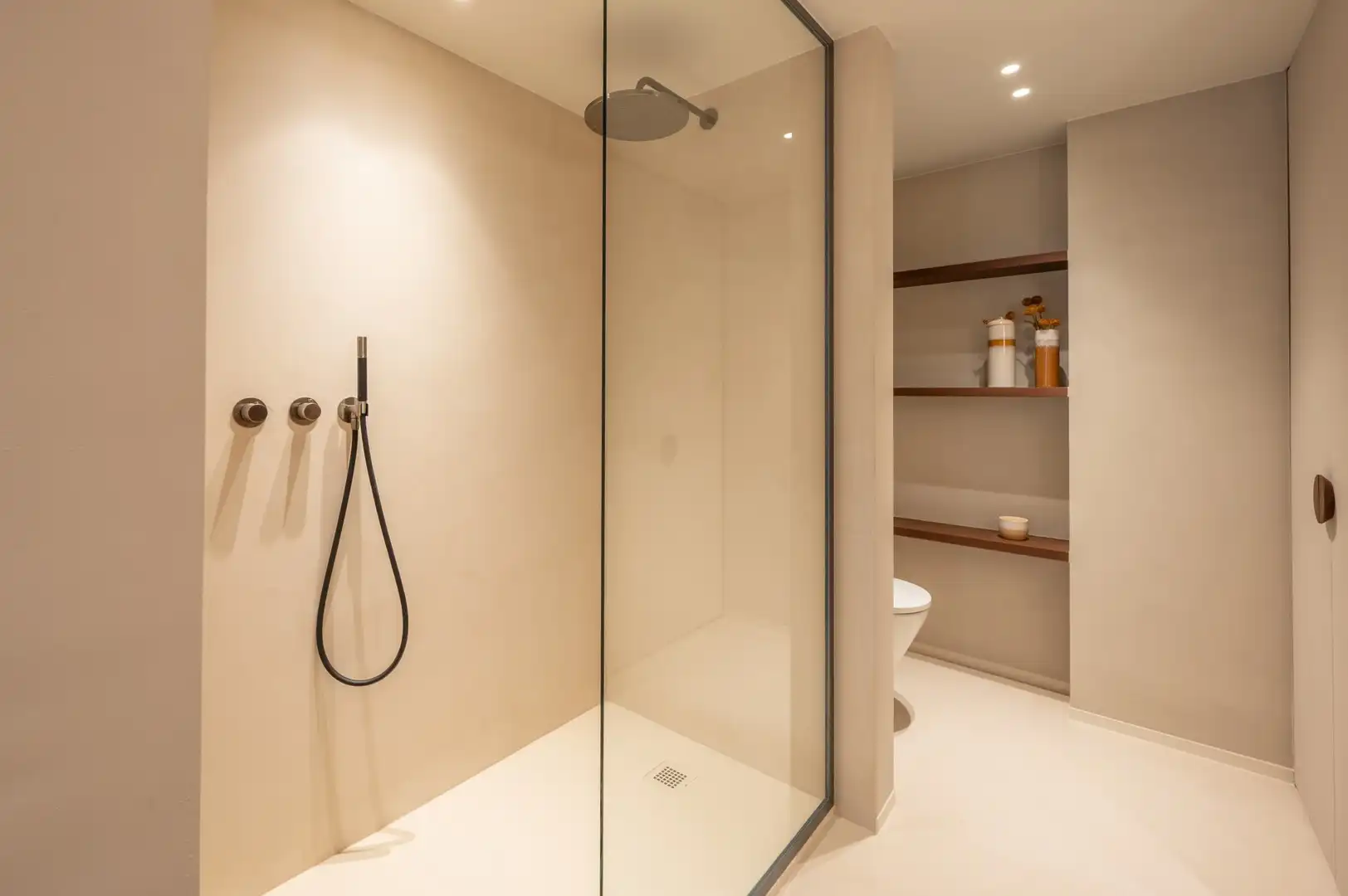 Fantastisch appartement met adembenemend zeezicht ideaal gelegen op de zeedijk in het Zoute. foto 21