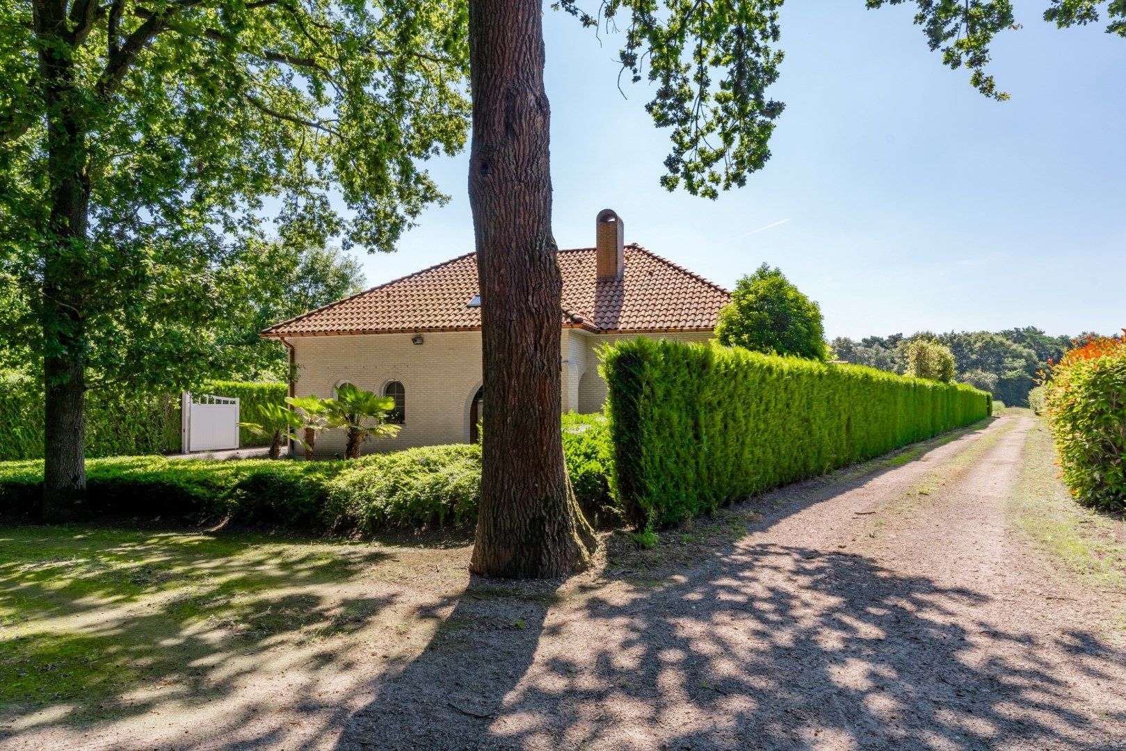 Prachtige villa te koop op rustige locatie! foto 29