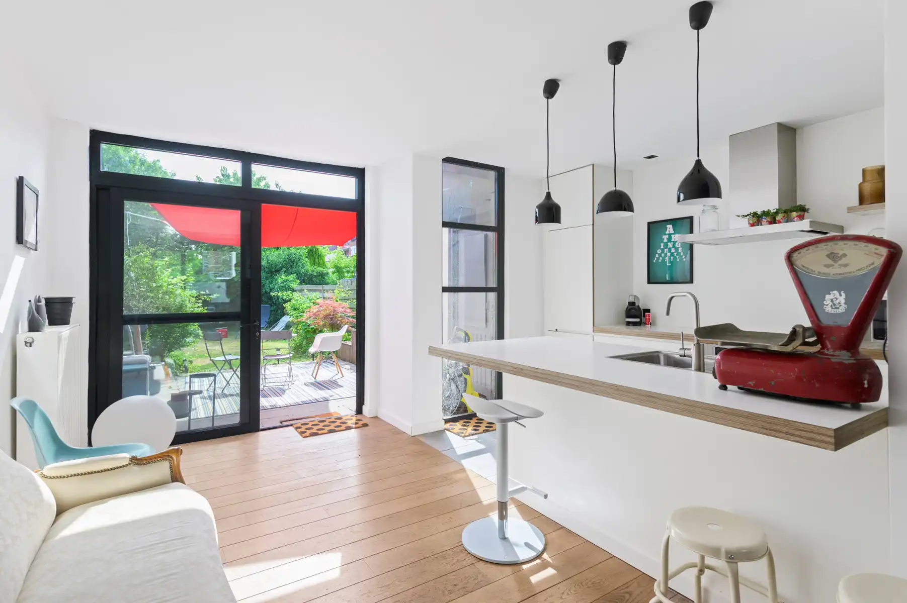 Leuke woning met 4 kamers met heerlijke tuin foto 6