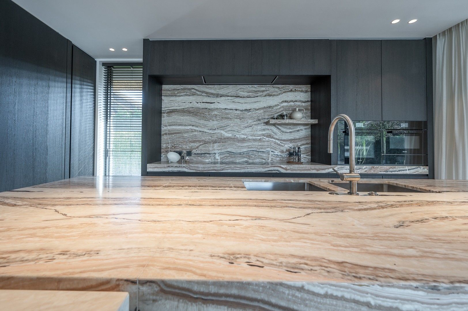 Uitzonderlijke luxueuze nieuwbouwvilla met zwembad in een residentiële buurt te Knokke foto 14