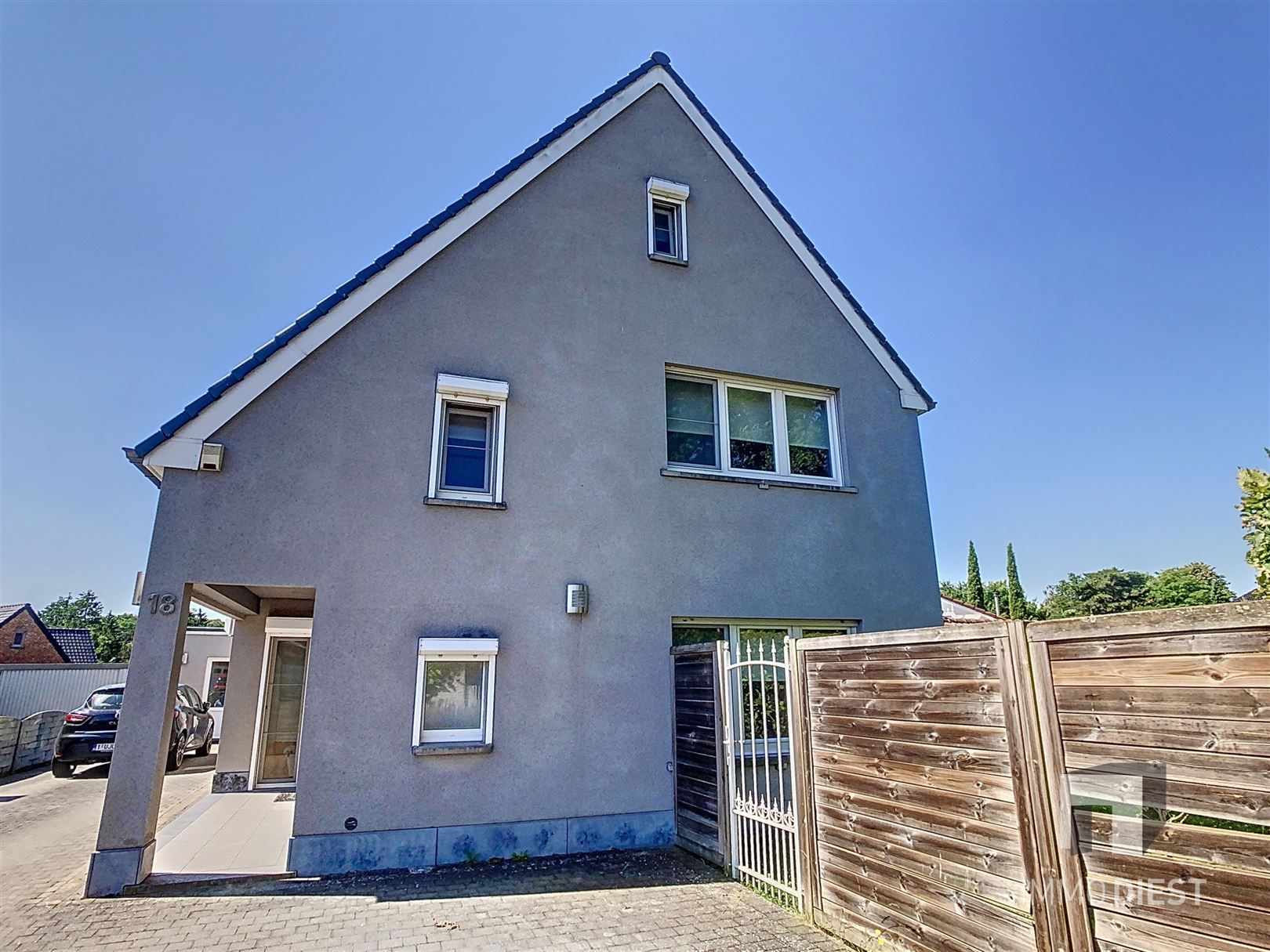 Woning met aparte ruimte voor vrijberoep/zelfstandinge foto 4