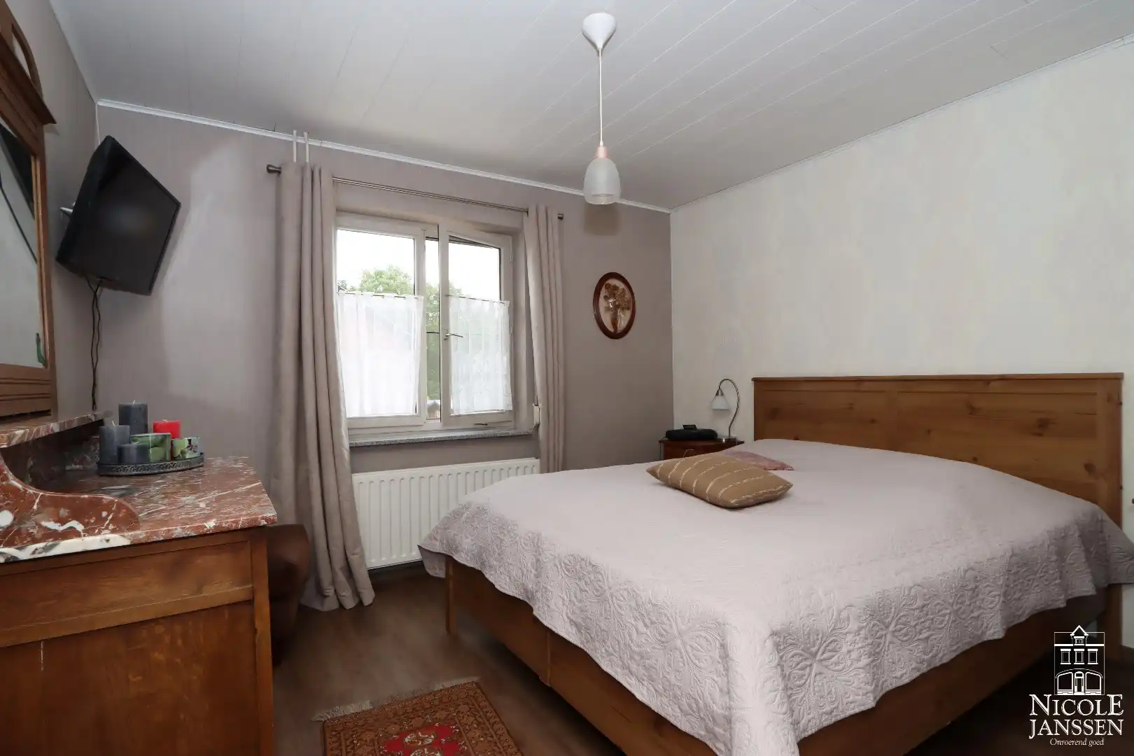 Energiezuinige instapklare woning met garage en tuin foto 16