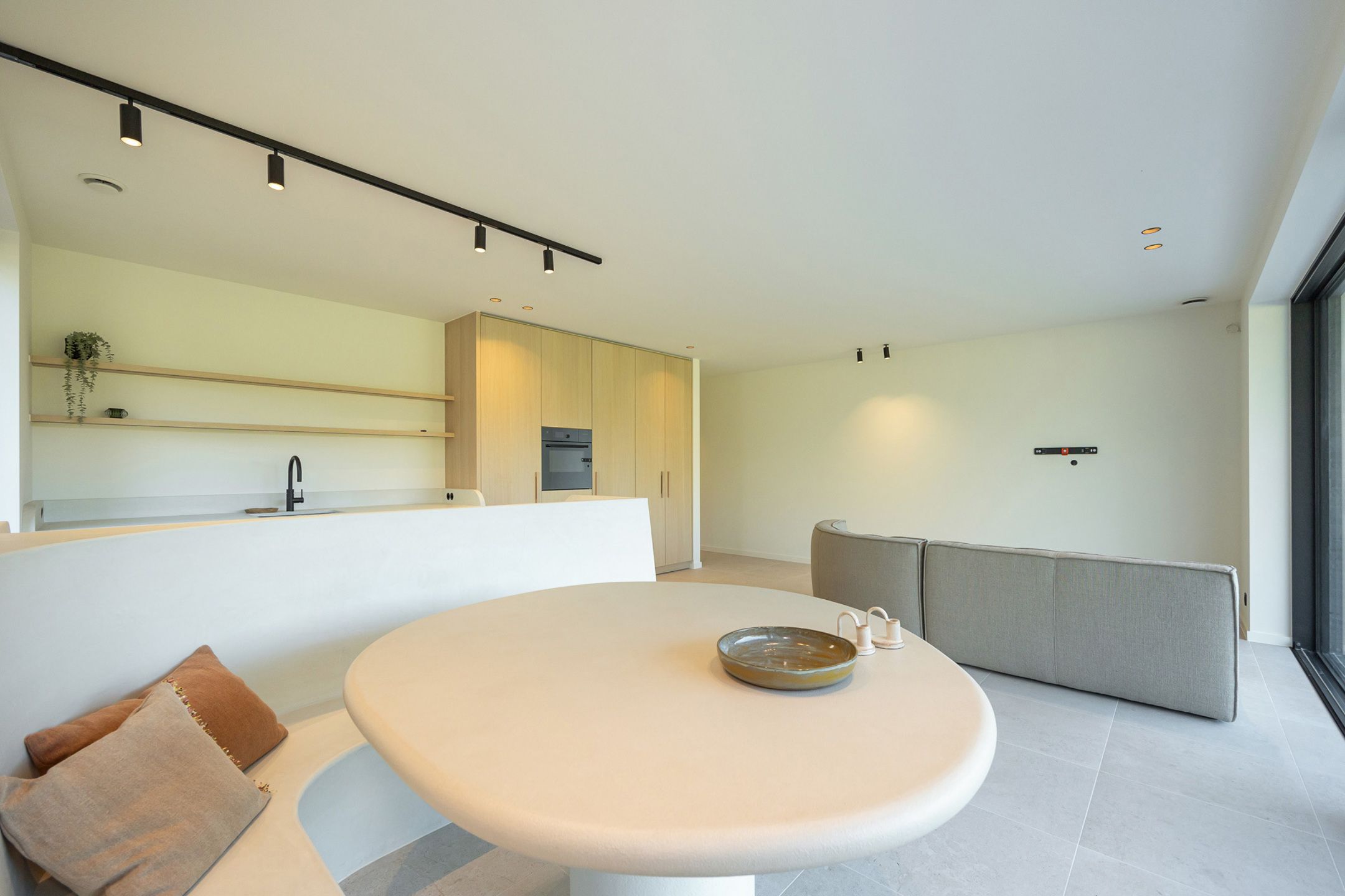 Trendy nieuwbouw gelijkvloers appartement foto 4