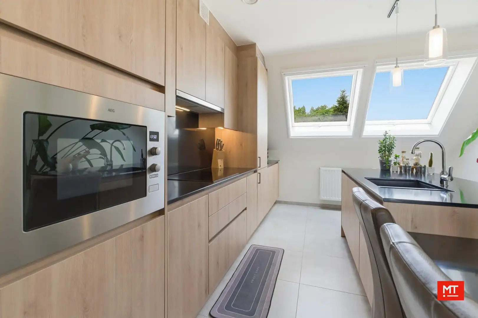Modern, instapklaar appartement met 2 slpk en zonnig terras in centrum Zonnebeke foto 6