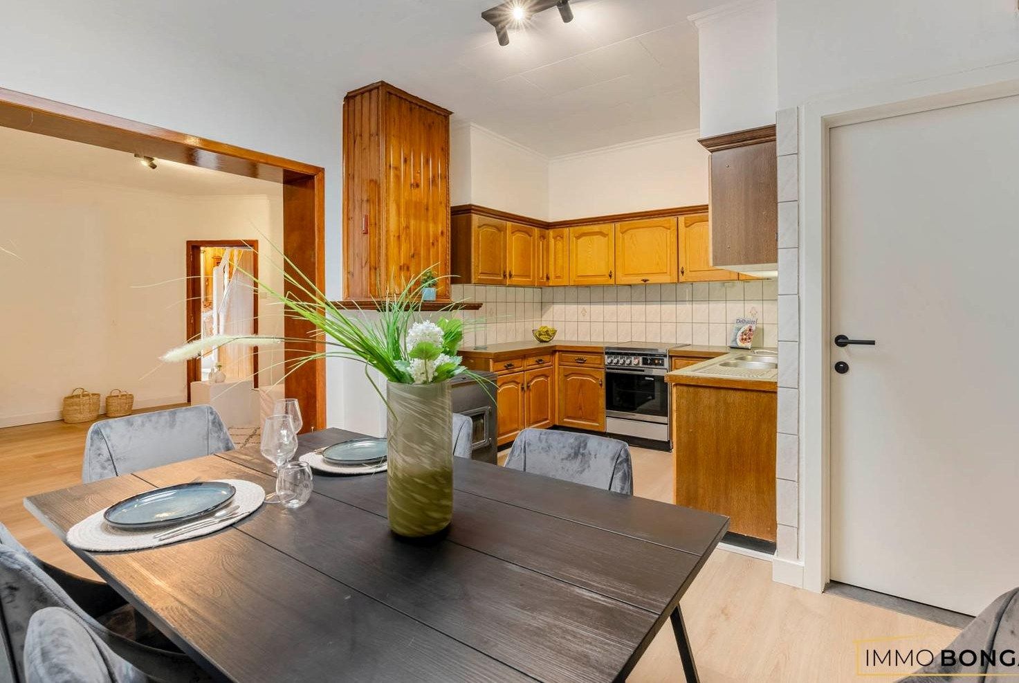 Instapklare gezinswoning met 3 slaapkamers, tuin en garage te Genk foto 9