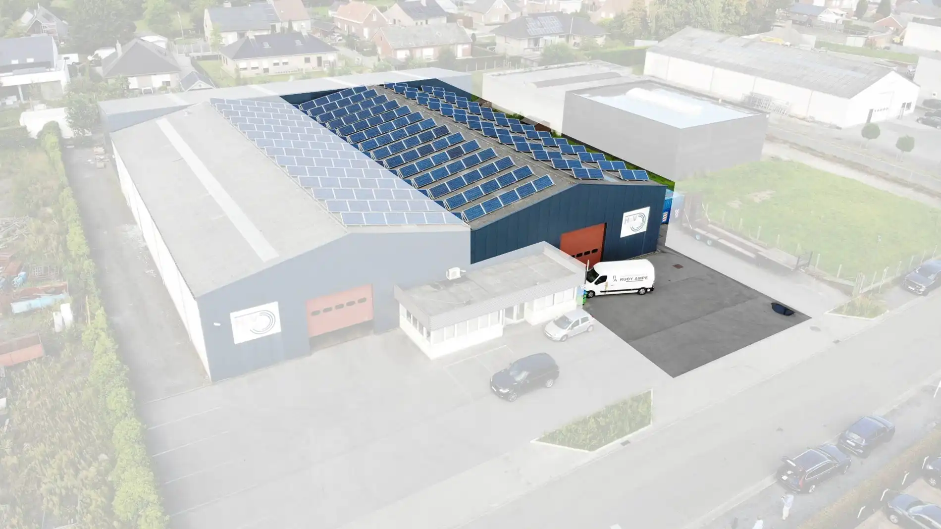 Grote loods (1195m²) met diverse mogelijkheden in een industriezone. foto {{pictureIndex}}