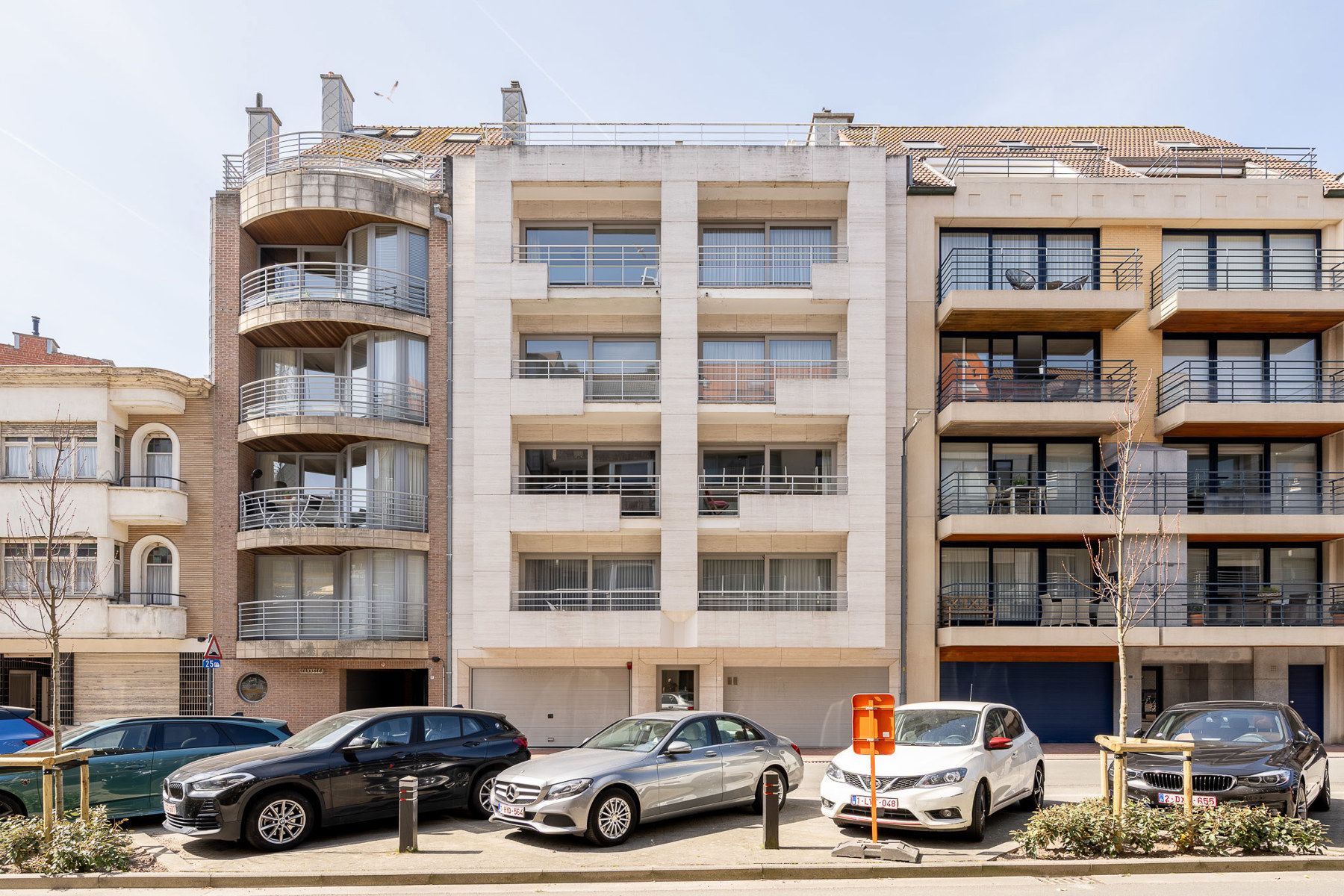 Ruim appartement op een uitstekende locatie foto 19