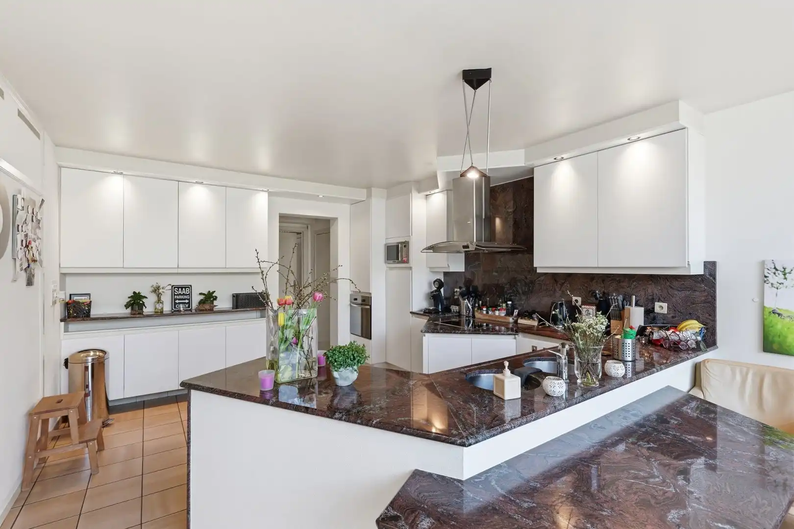 AUTHENTIEK HERENHUIS MET PRAKTIJKRUIMTE, TUIN EN GARAGE MET STALLEN IN HARTJE BORGLOON foto 17