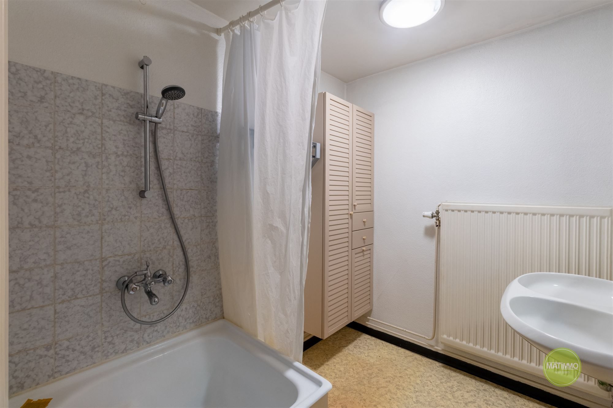 Leuke starterswoning met 2 slaapkamers in Mol-Gompel foto 8