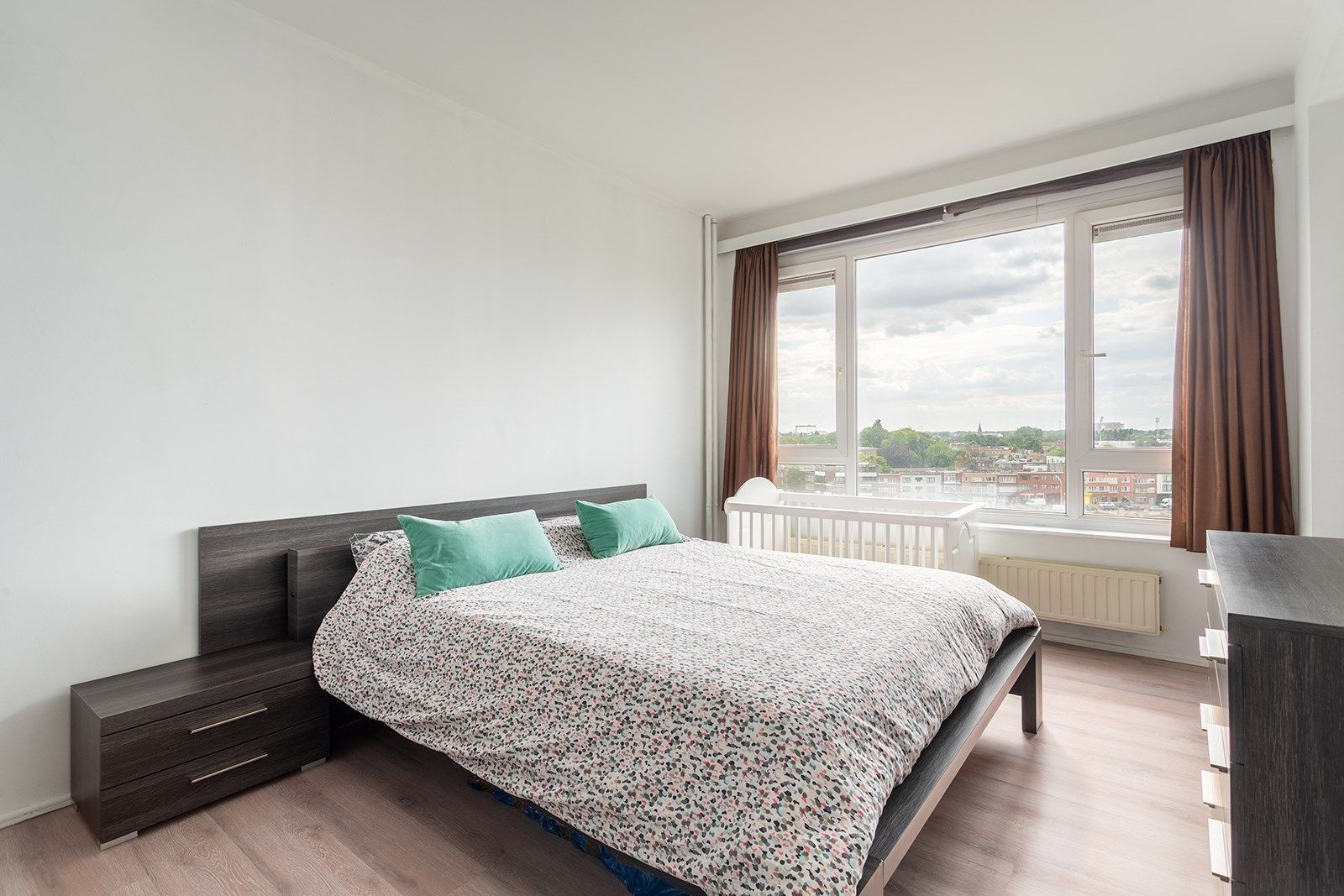 Instapklaar appartement met 2 slpk nabij het Park den Brandt foto 18